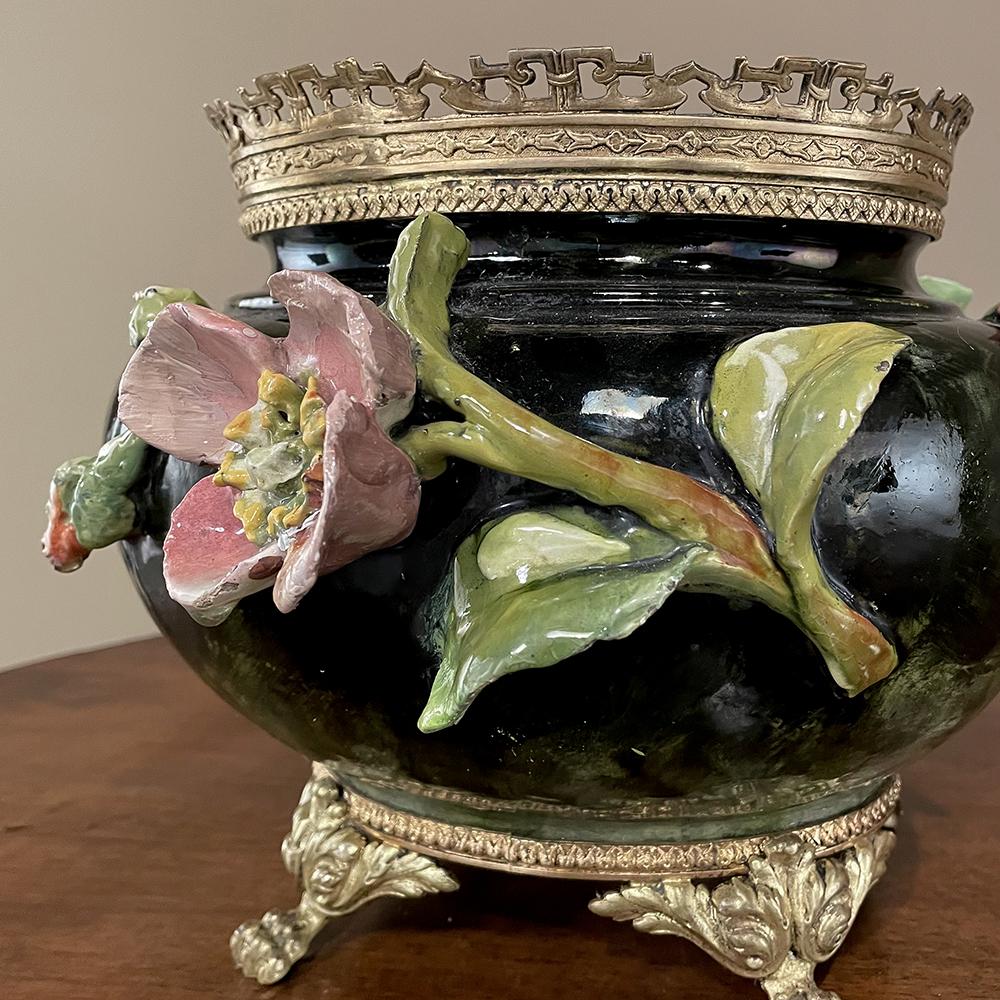 19th Century French Beaux Artes Barbotine Jardiniere with Bronze Mounts For Sale 8