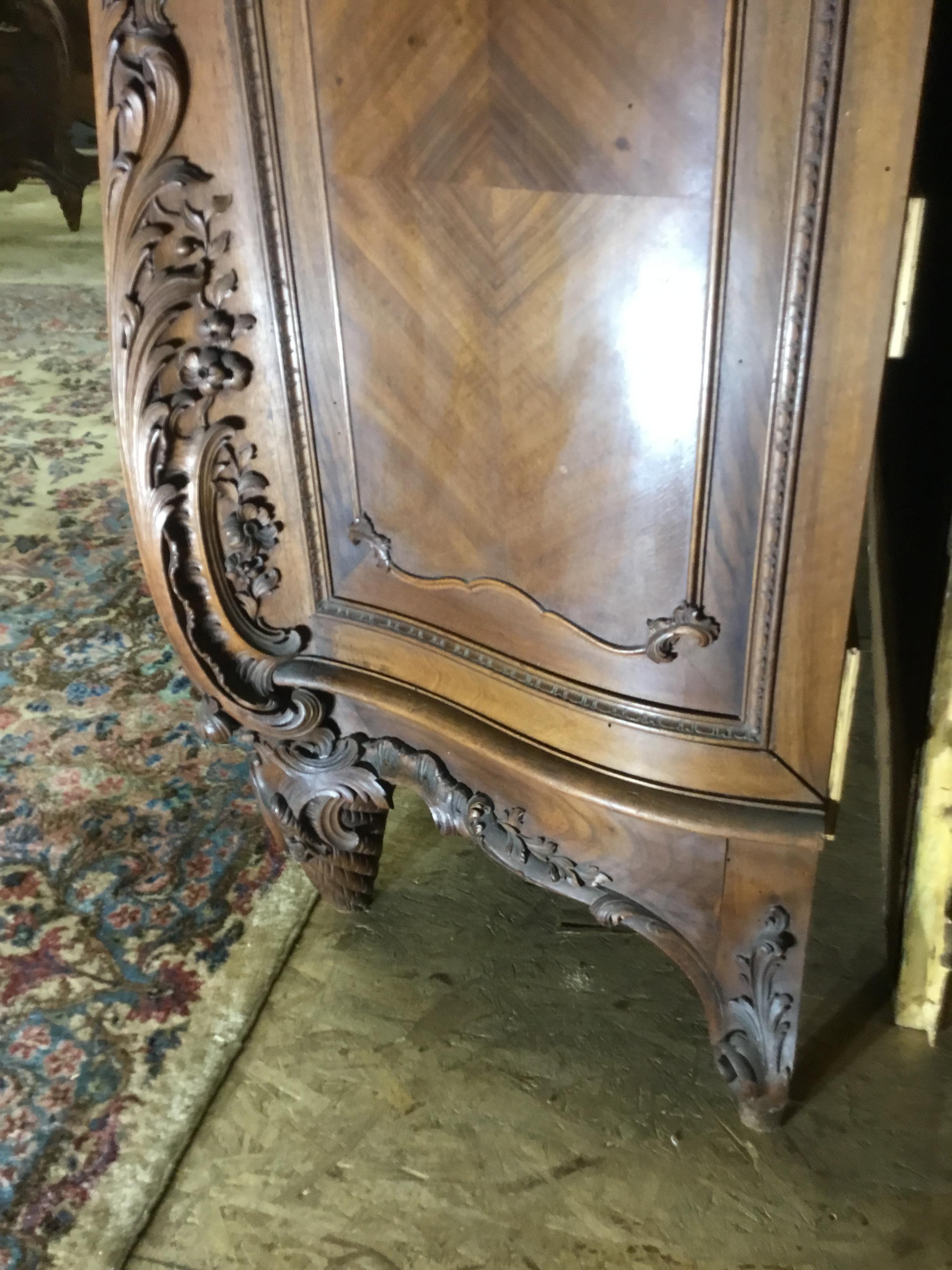19th Century French Bedroom Set In Good Condition For Sale In Clinton Twp, MI