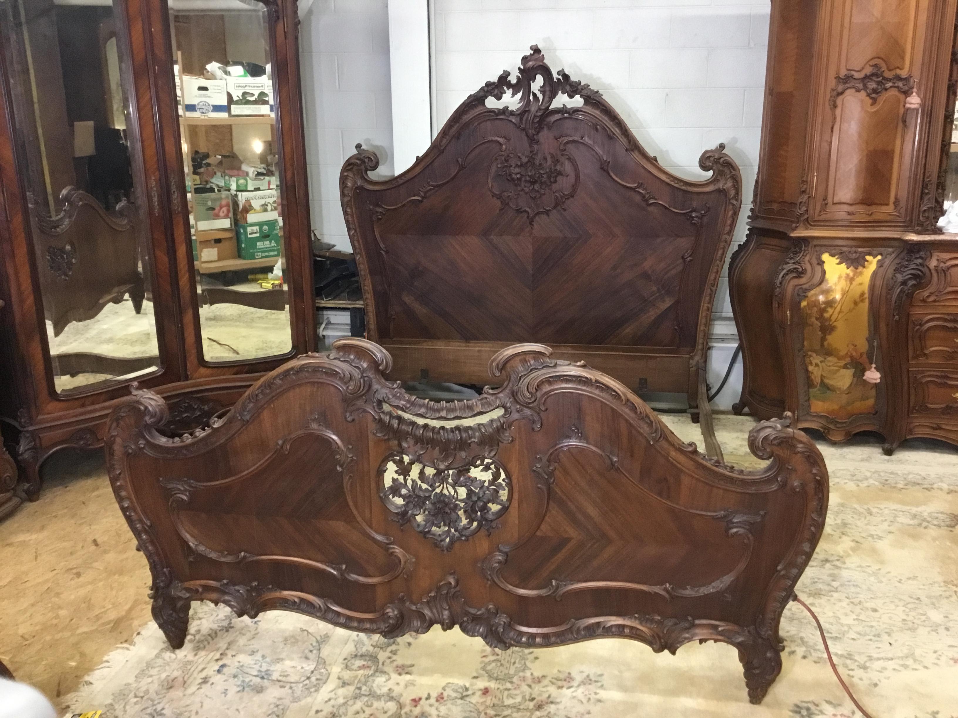 19th Century French Bedroom Set For Sale 2