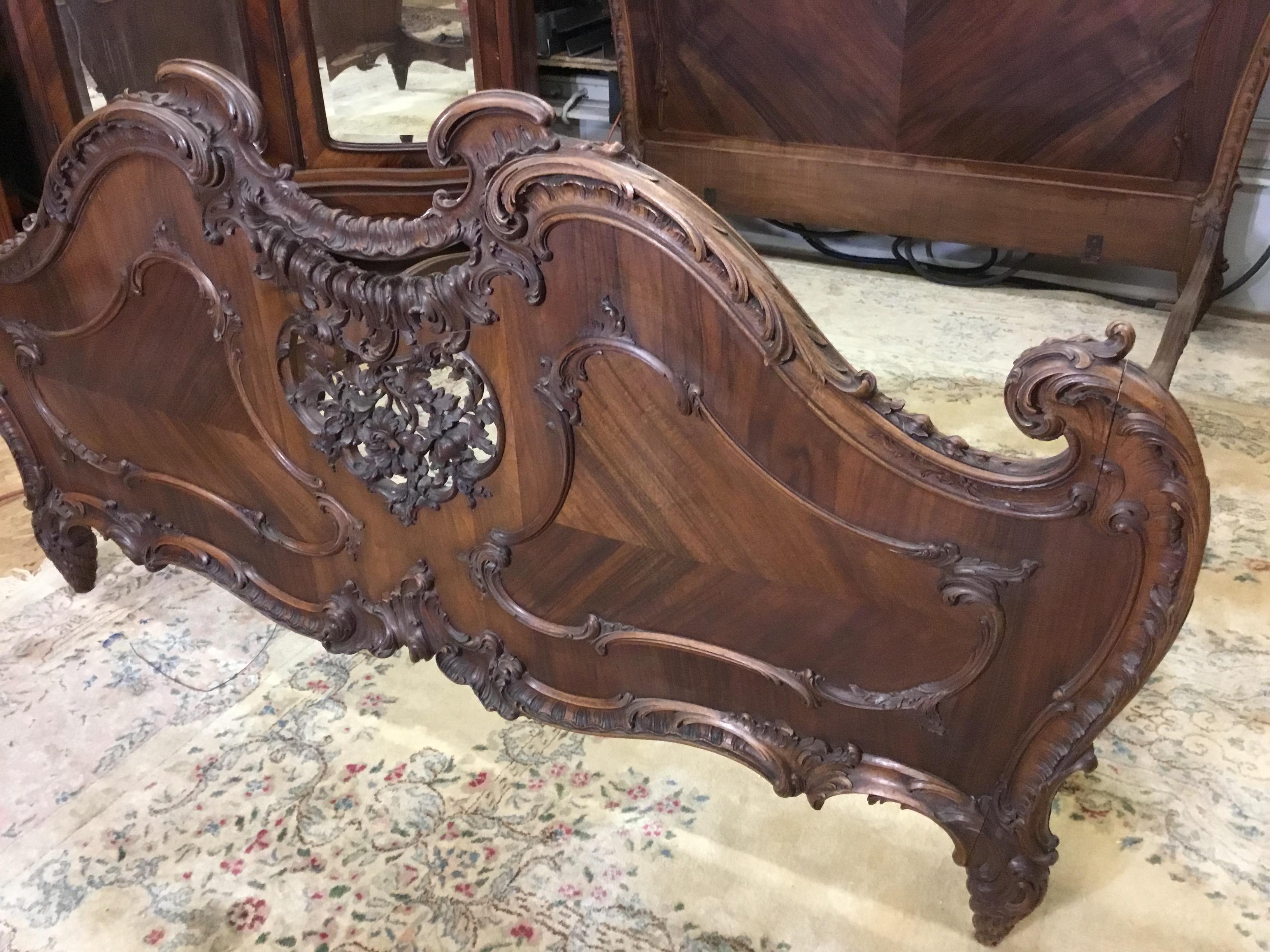 19th Century French Bedroom Set For Sale 3