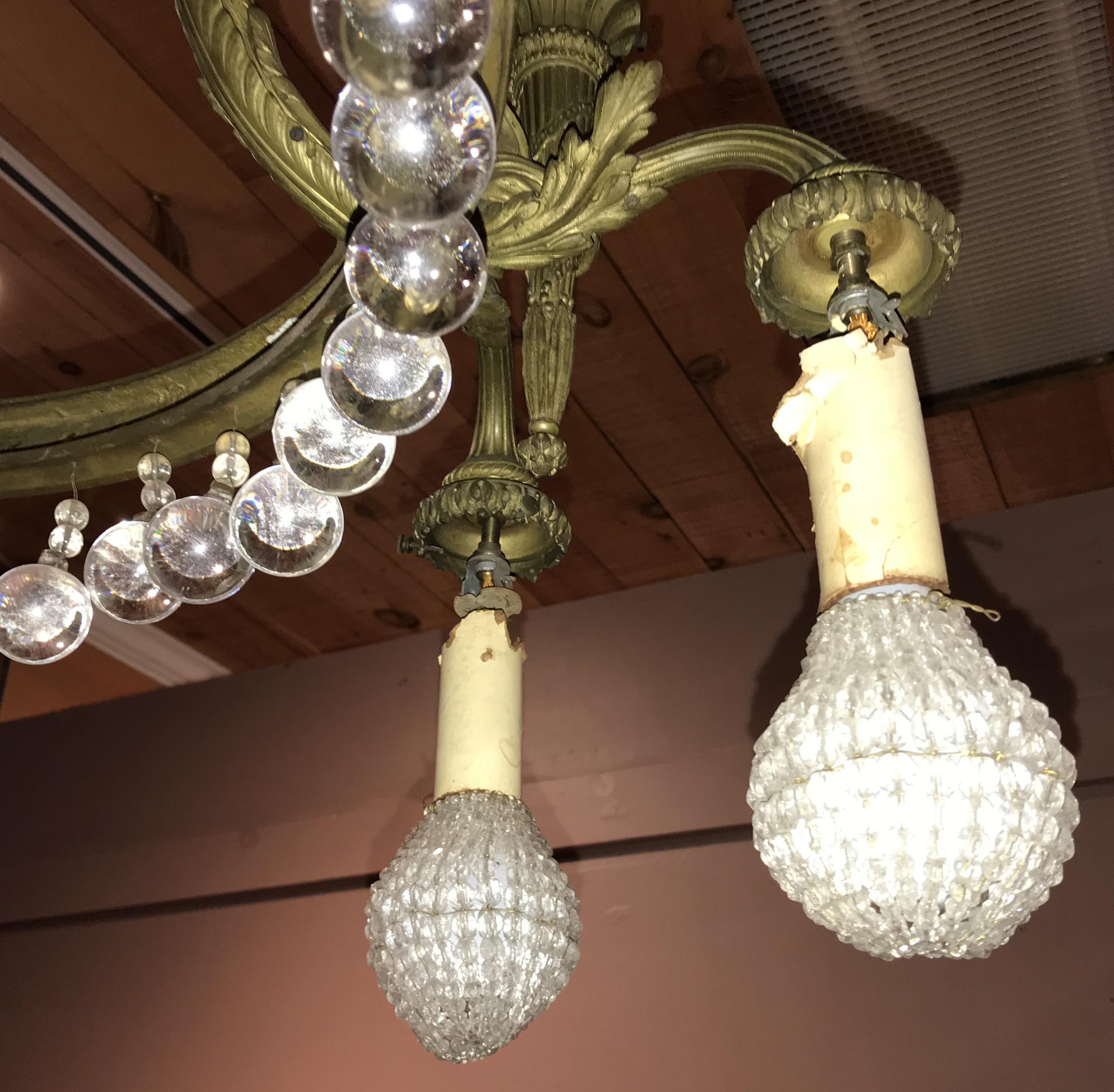 Belle Époque Lampadario in bronzo dorato French Belle Epoque del XIX secolo in vendita