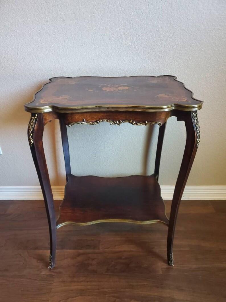 European 19th Century French Belle Époque Period Marquetry Tiered Table For Sale