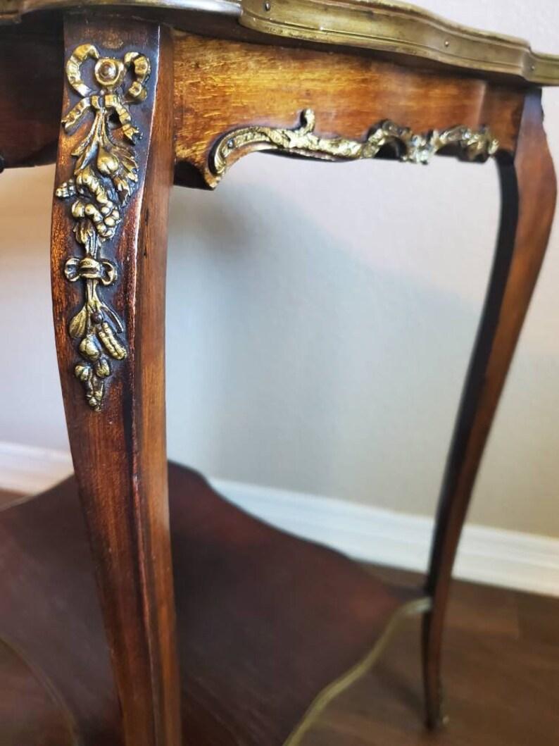 19th Century French Belle Époque Period Marquetry Tiered Table For Sale 4