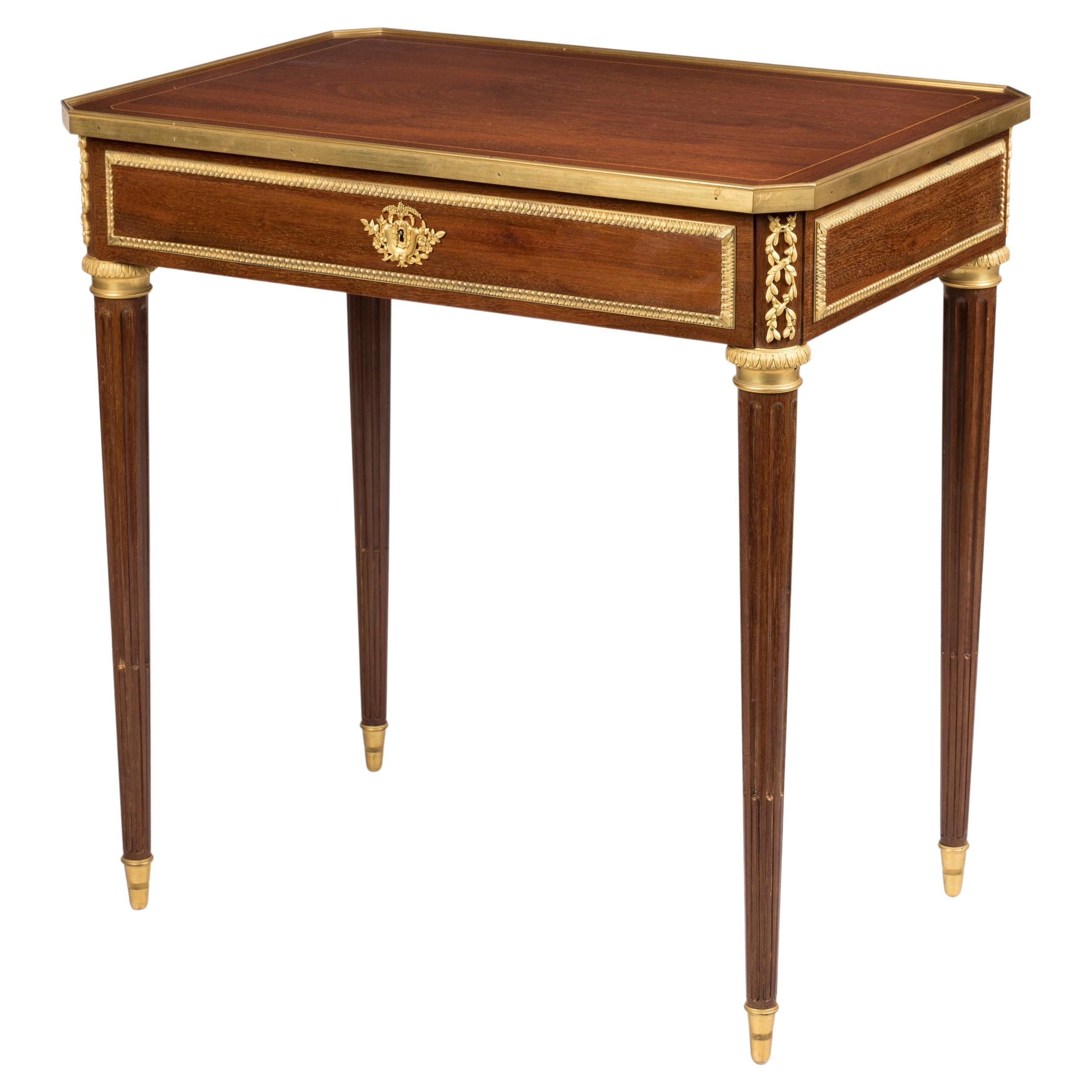 Französischer Belle-Époque-Tisch des 19. Jahrhunderts im Louis-XVI-Stil von Lexcellent im Angebot
