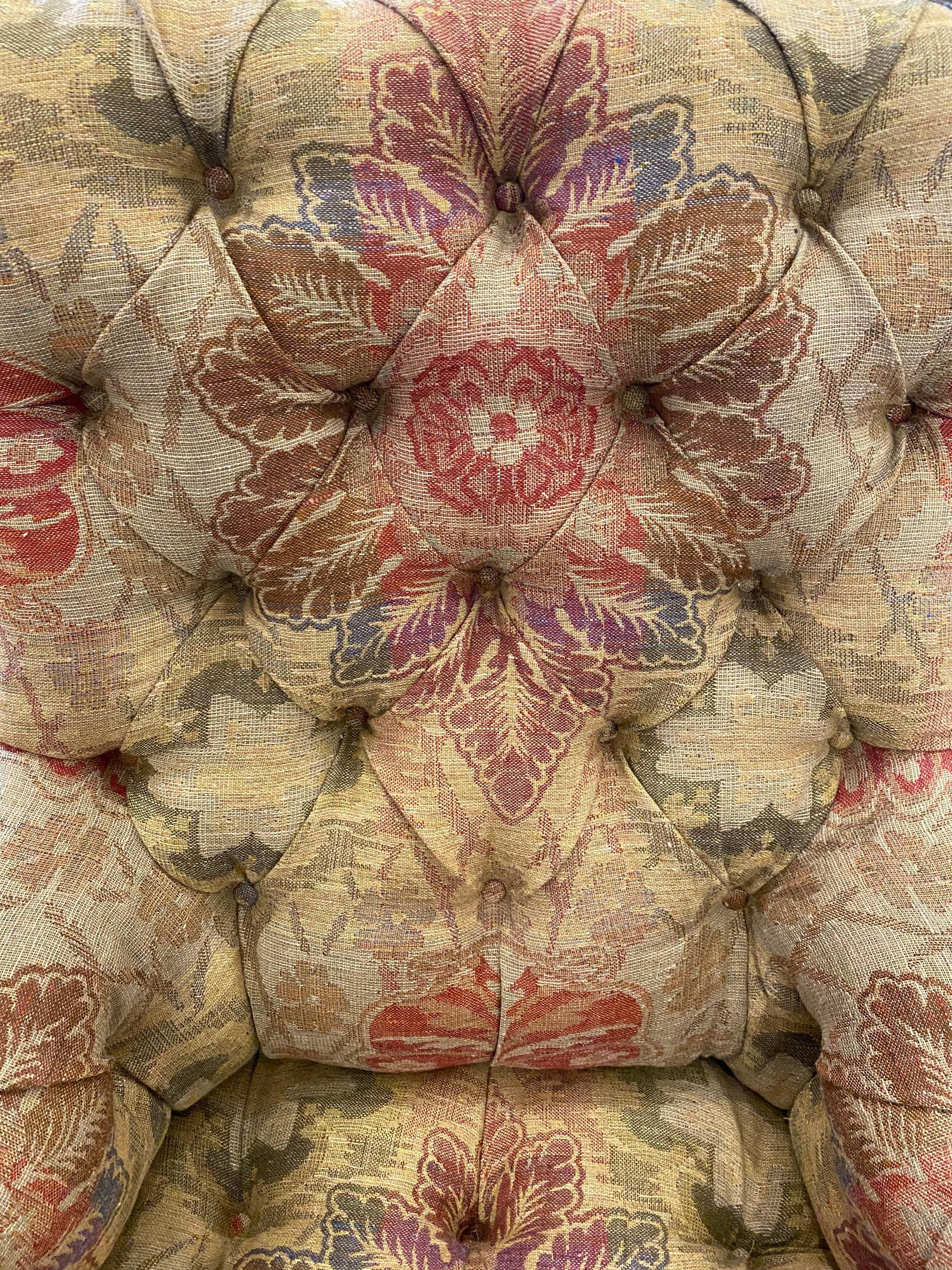 19th Century French Belle Epoque Tufted Armchair For Sale 2