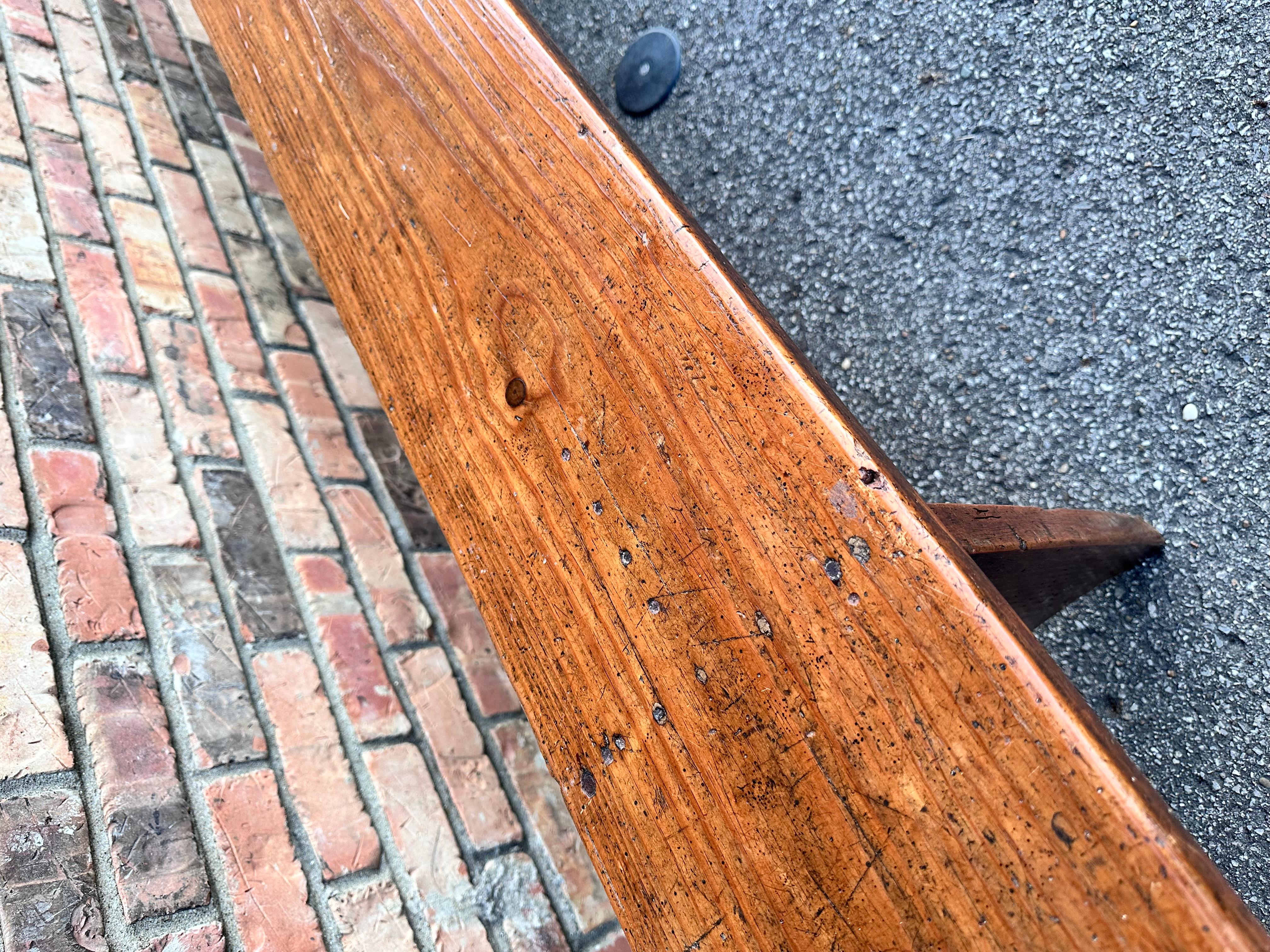 Legno massiccio Panchina francese del XIX secolo in vendita