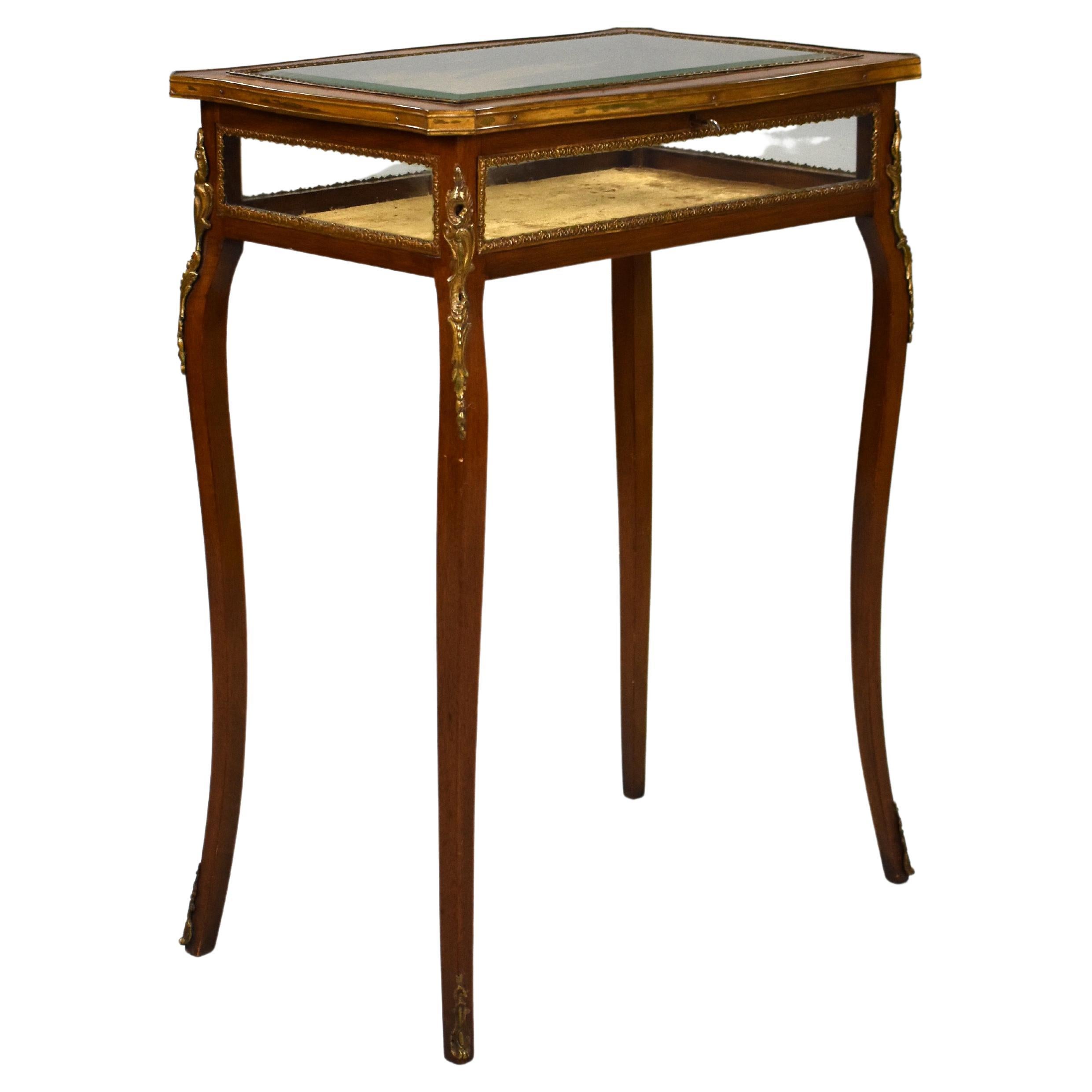 Französischer Bijouterie-Tisch des 19. Jahrhunderts