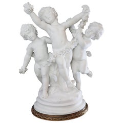 sculpture de 3 chérubins en biscuit français du 19ème siècle:: signée Moreau