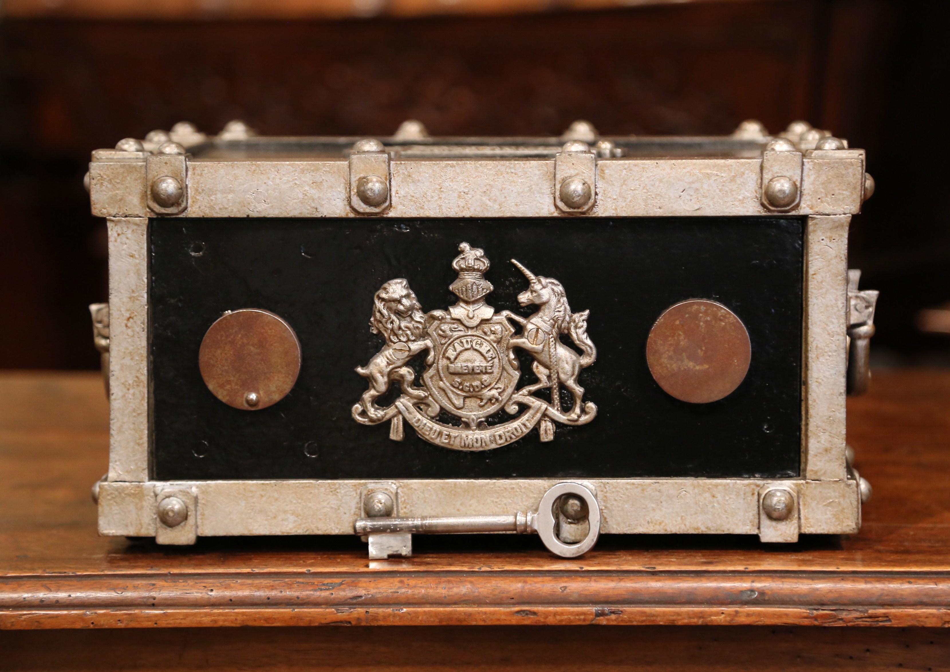 19th Century French Black and Silver Cast Iron Safe 6