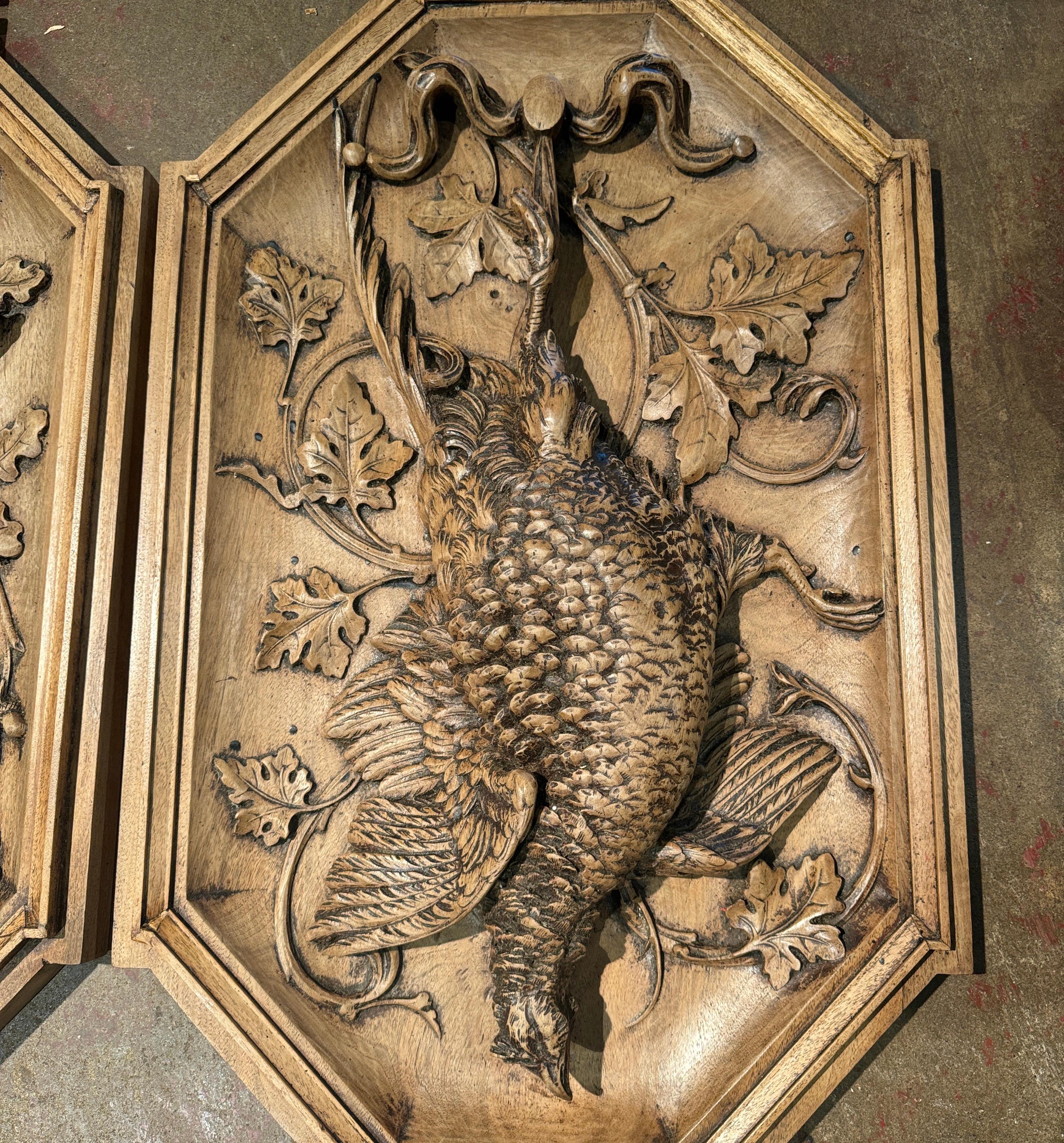 Juego de 4 esculturas de caza talladas en la Selva Negra francesa del siglo XIX en Excelente estado para la venta en Dallas, TX