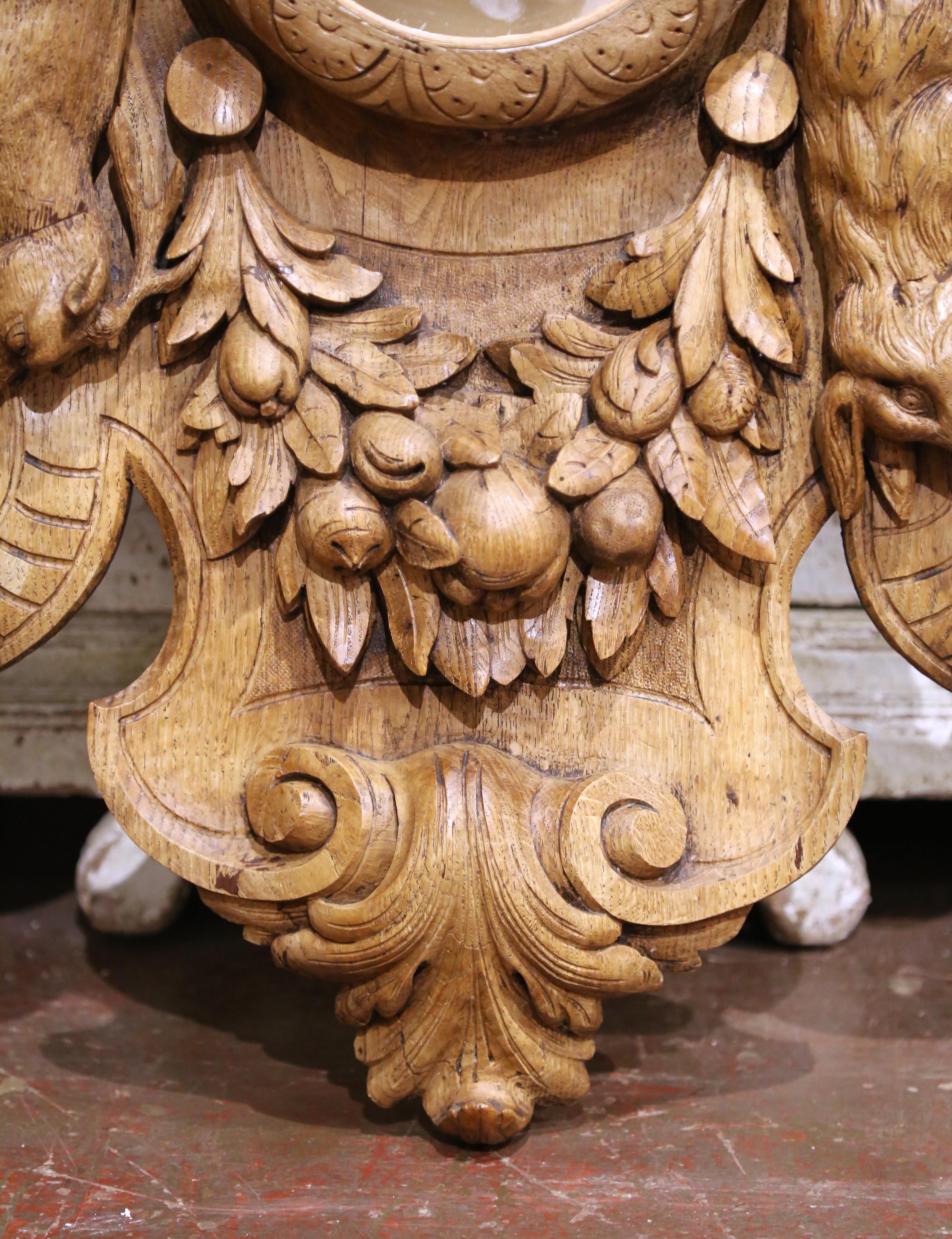 Placa de pared de caza francesa del siglo XIX tallada en roble de la Selva Negra con espejo en venta 1