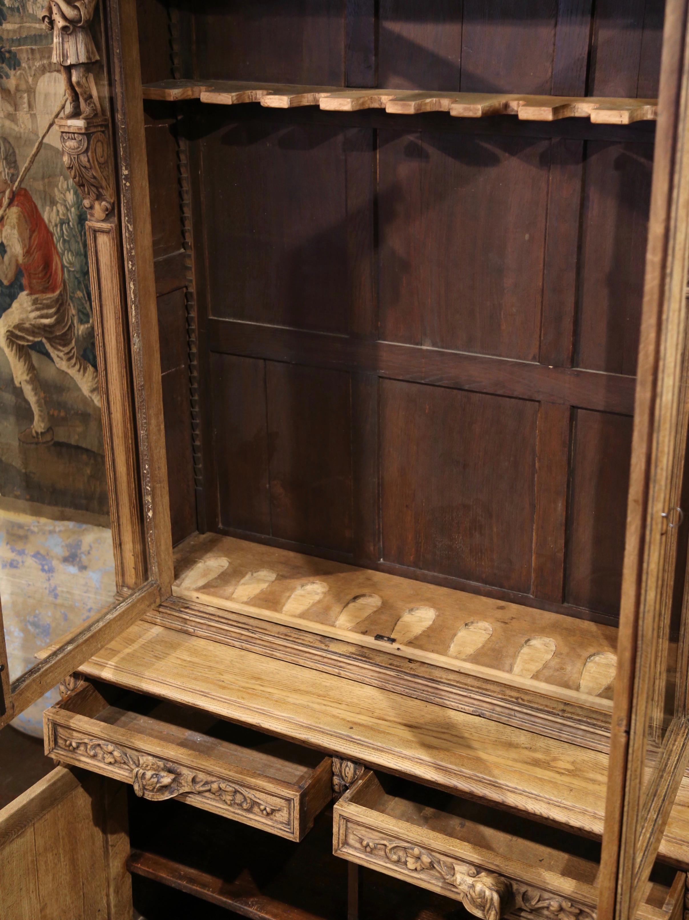 19th Century French Black Forest Carved Oak Nine-Gun Cabinet with Hunt Motifs 8