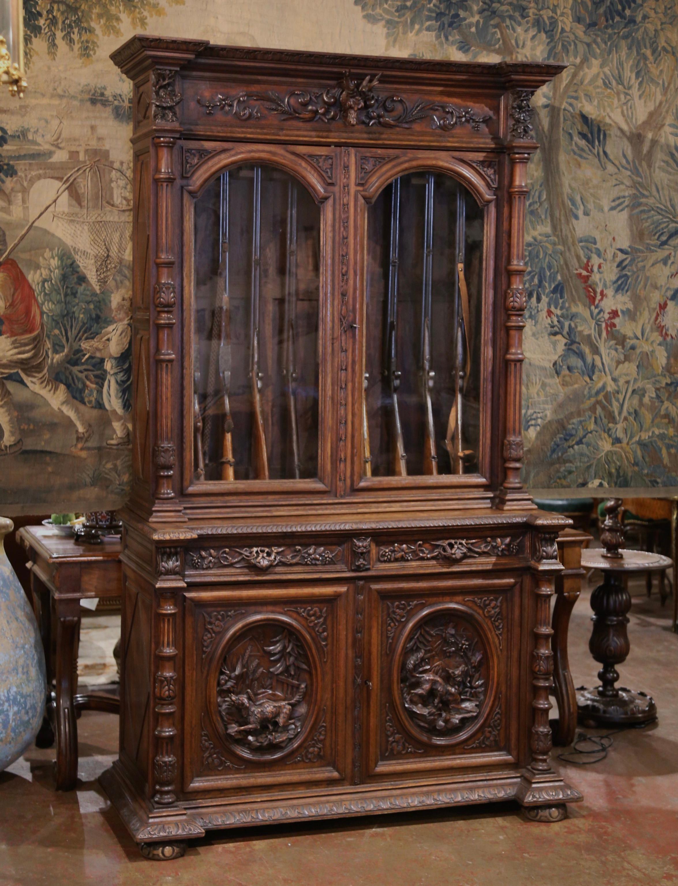 19th Century French Black Forest Carved Oak Nine-Gun Cabinet with Hunt Motifs 1