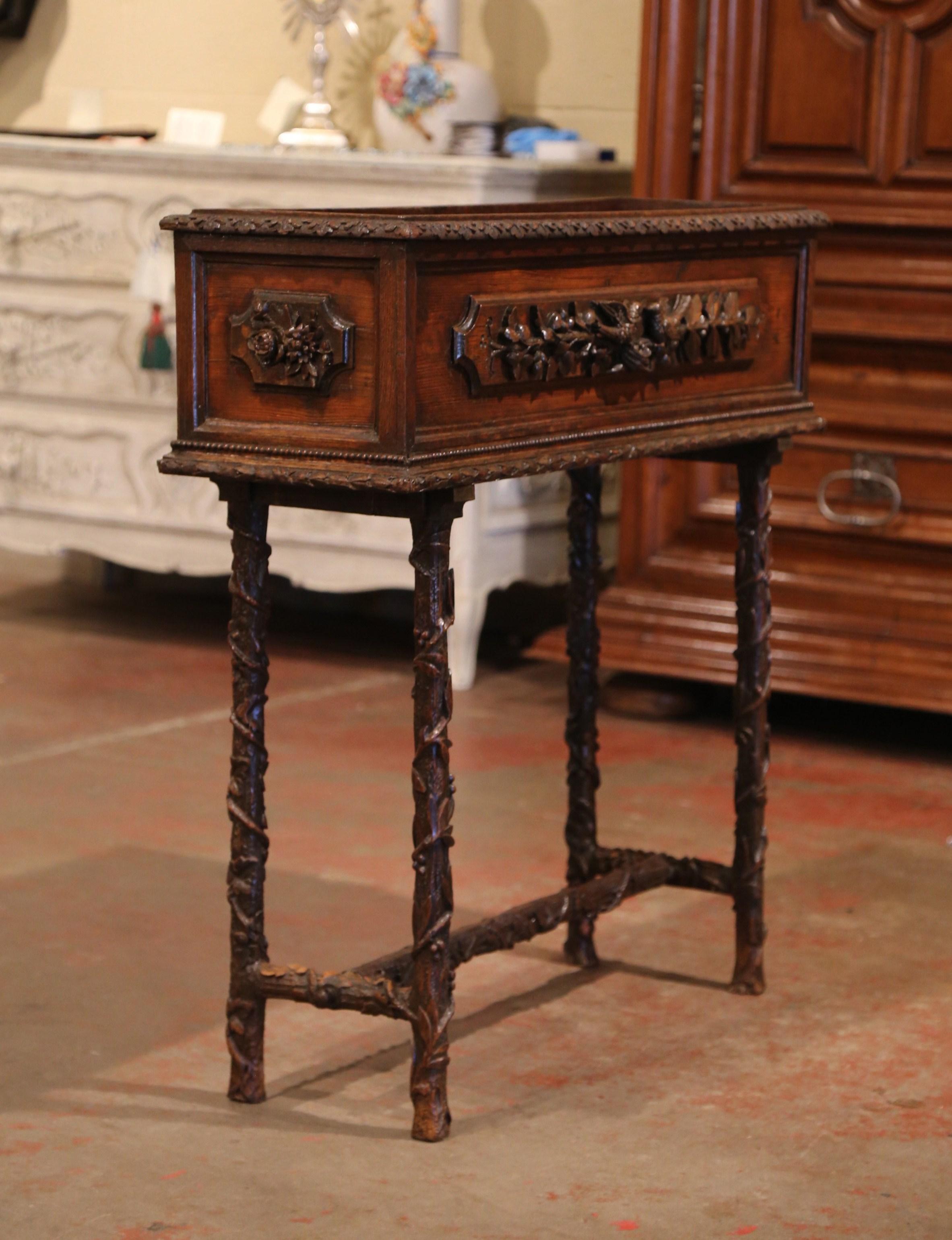 19th Century French Black Forest Carved Plant Stand with Bird and Vine Decor 4