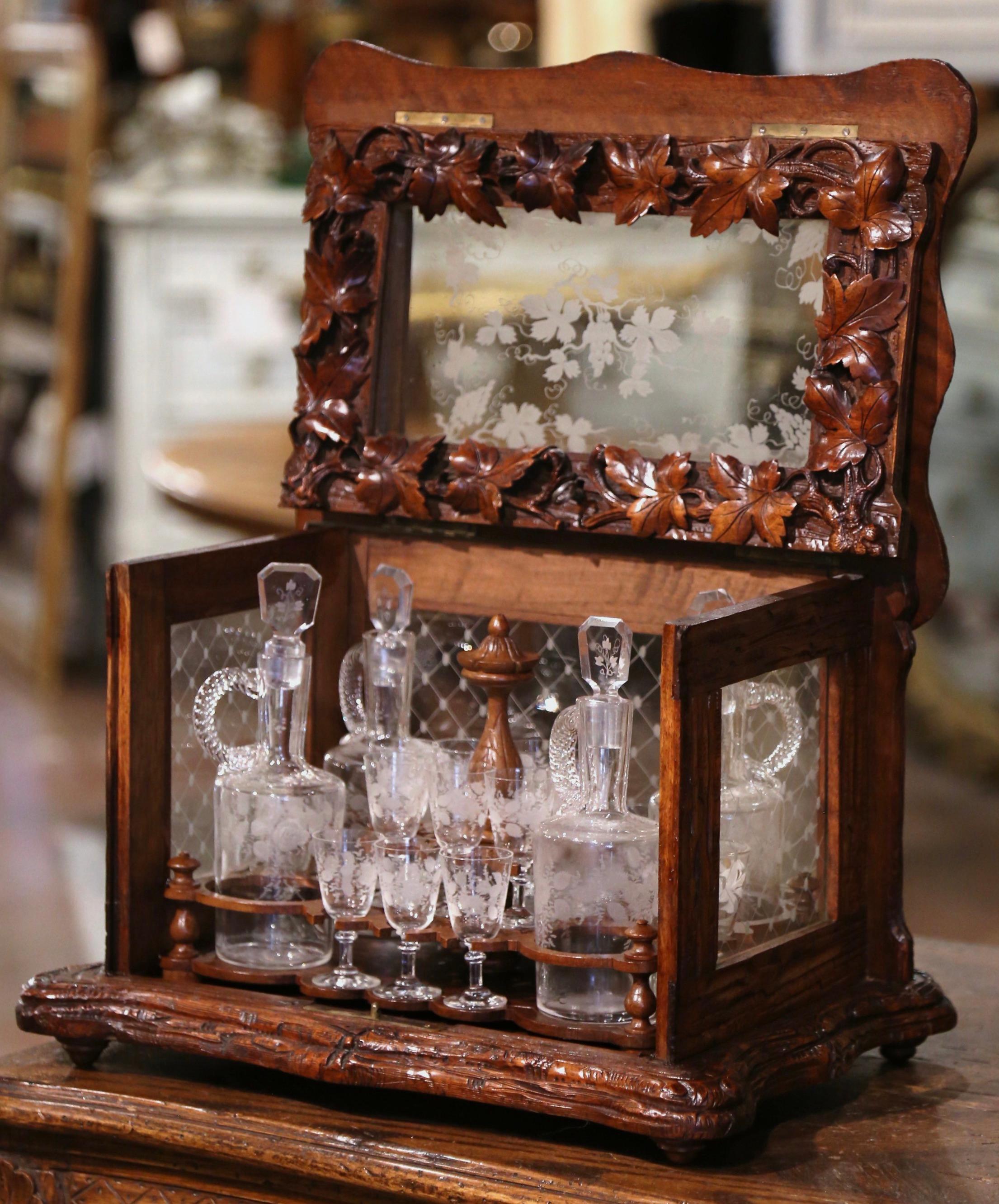 19th Century French Black Forest Carved Walnut and Glass Complete Liquor Box In Excellent Condition For Sale In Dallas, TX