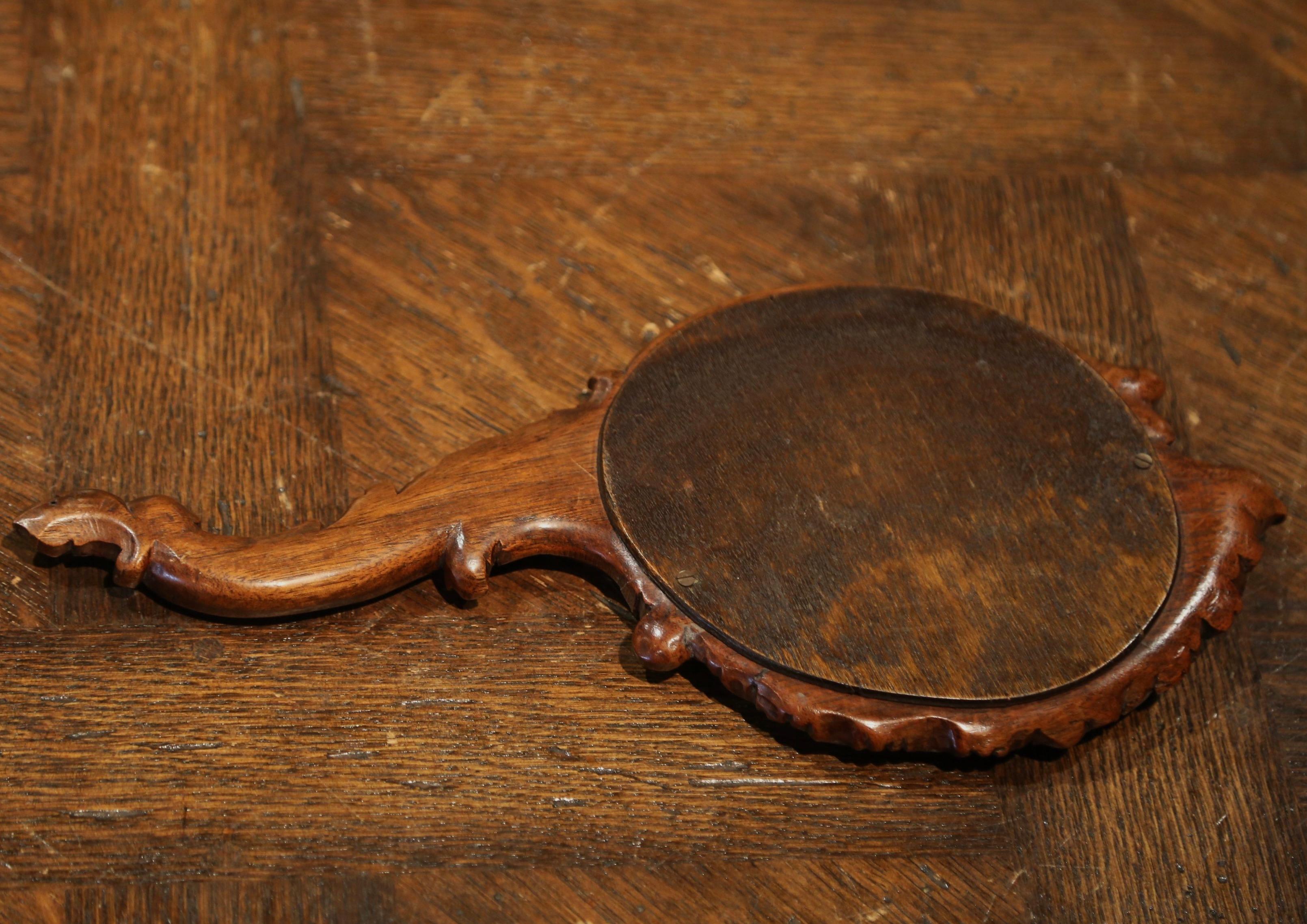 19th Century French Black Forest Carved Walnut Hand Mirror with Beveled Glass For Sale 2