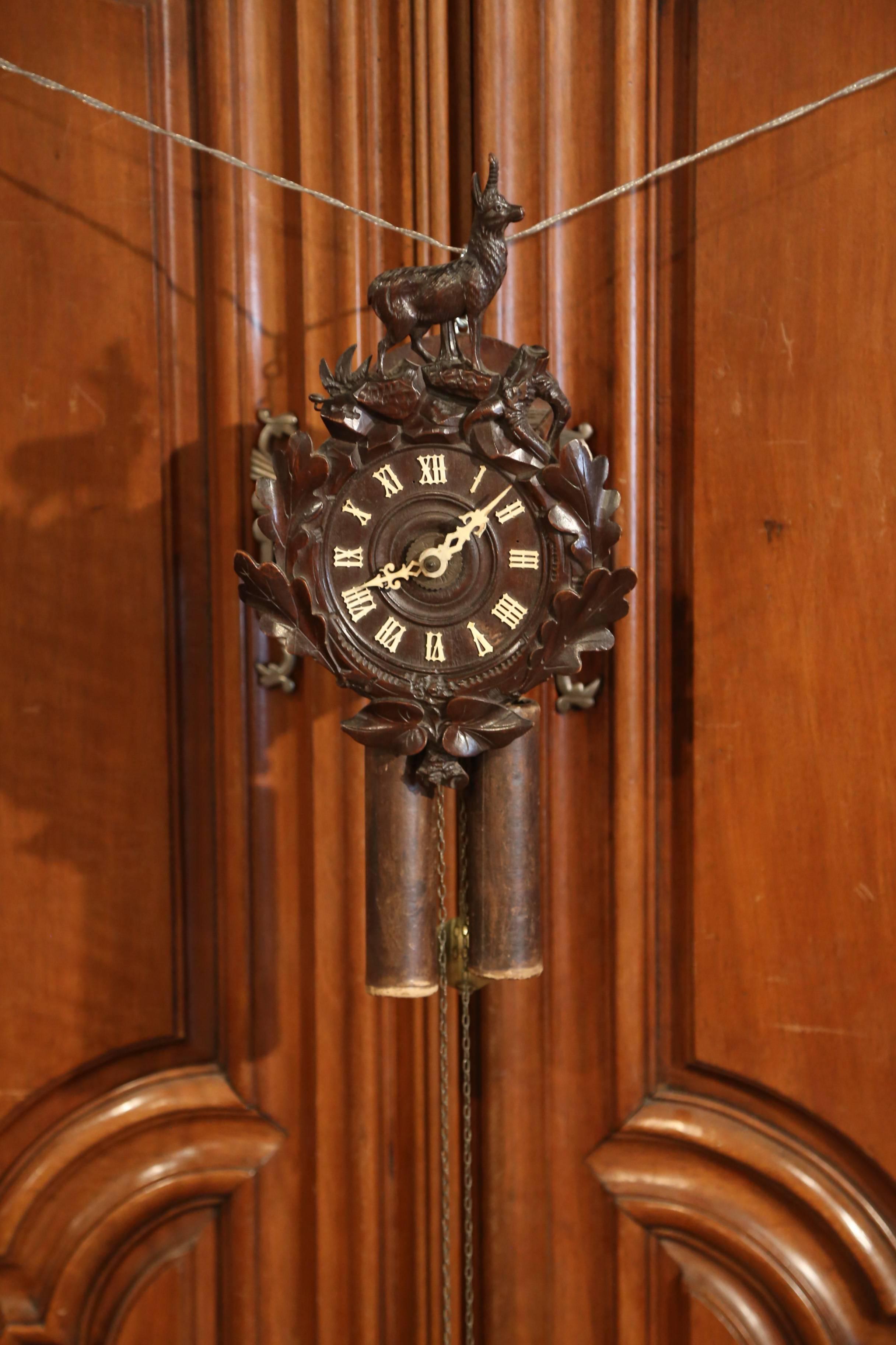 19th Century French Black Forest Carved Walnut Wall Clock with Deer In Excellent Condition In Dallas, TX