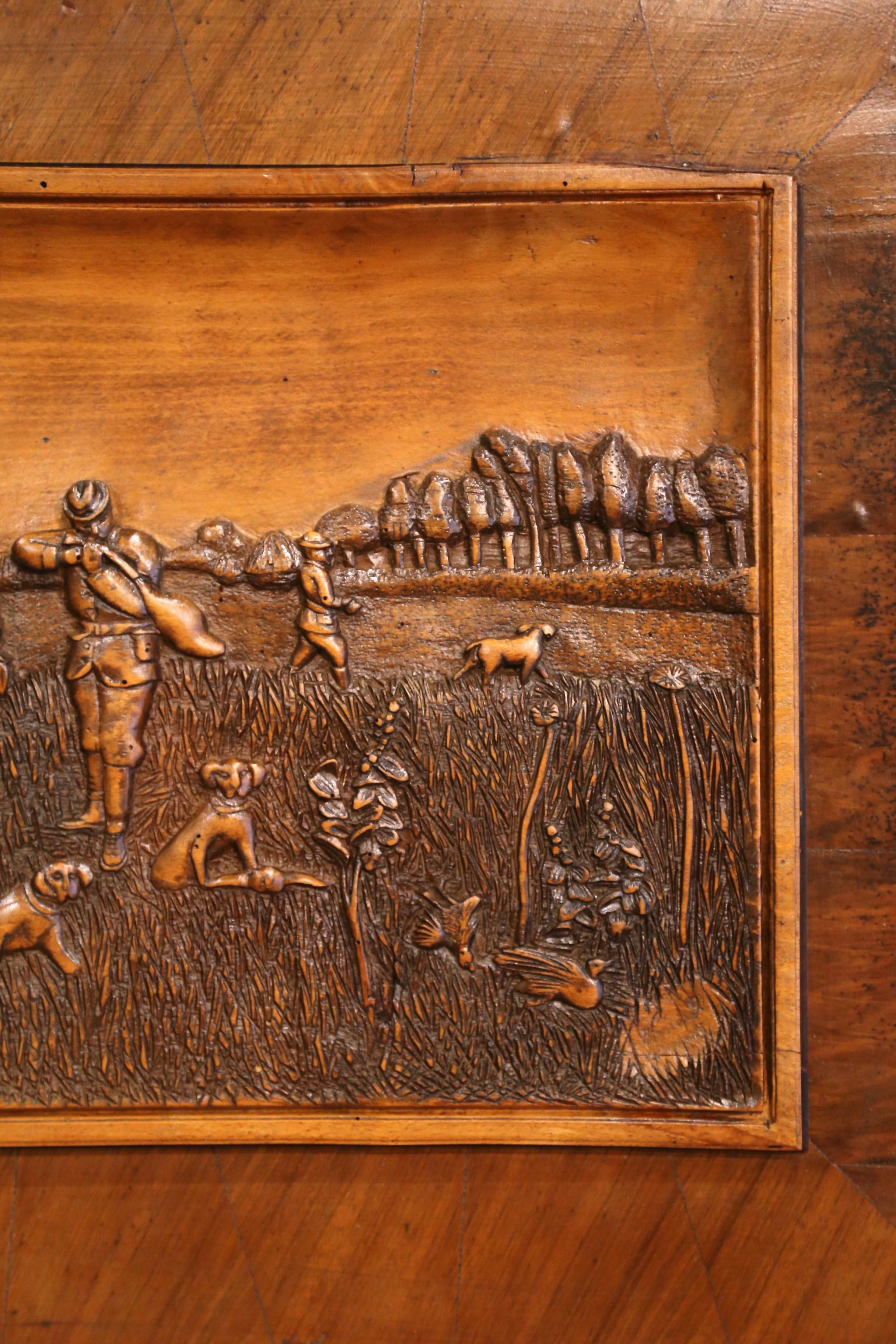 19th Century French Black Forest Hand Carved Hunt Scene Wall Decor For Sale 3