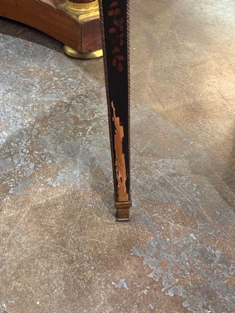 19th Century French Black Lacquered Chinoiserie Bouillotte Table For Sale 2