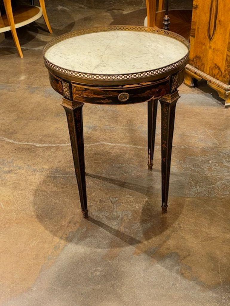 19th Century French Black Lacquered Chinoiserie Bouillotte Table For Sale 4