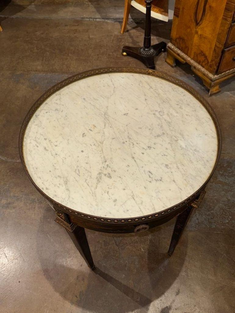 19th Century French Black Lacquered Chinoiserie Bouillotte Table For Sale 5