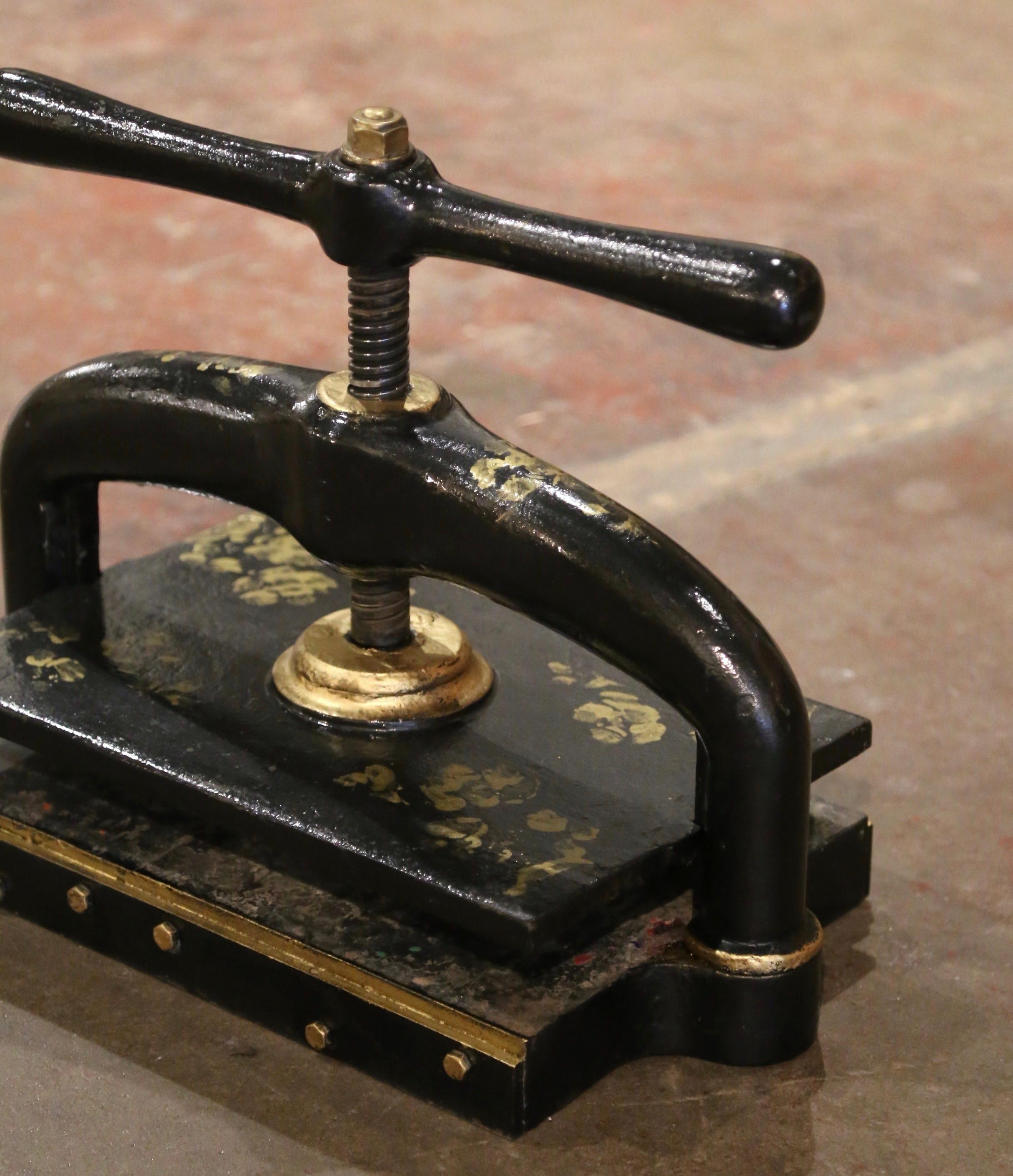 19th Century French Black Painted and Gilt Wrought Iron Book Binding Press  In Good Condition For Sale In Dallas, TX