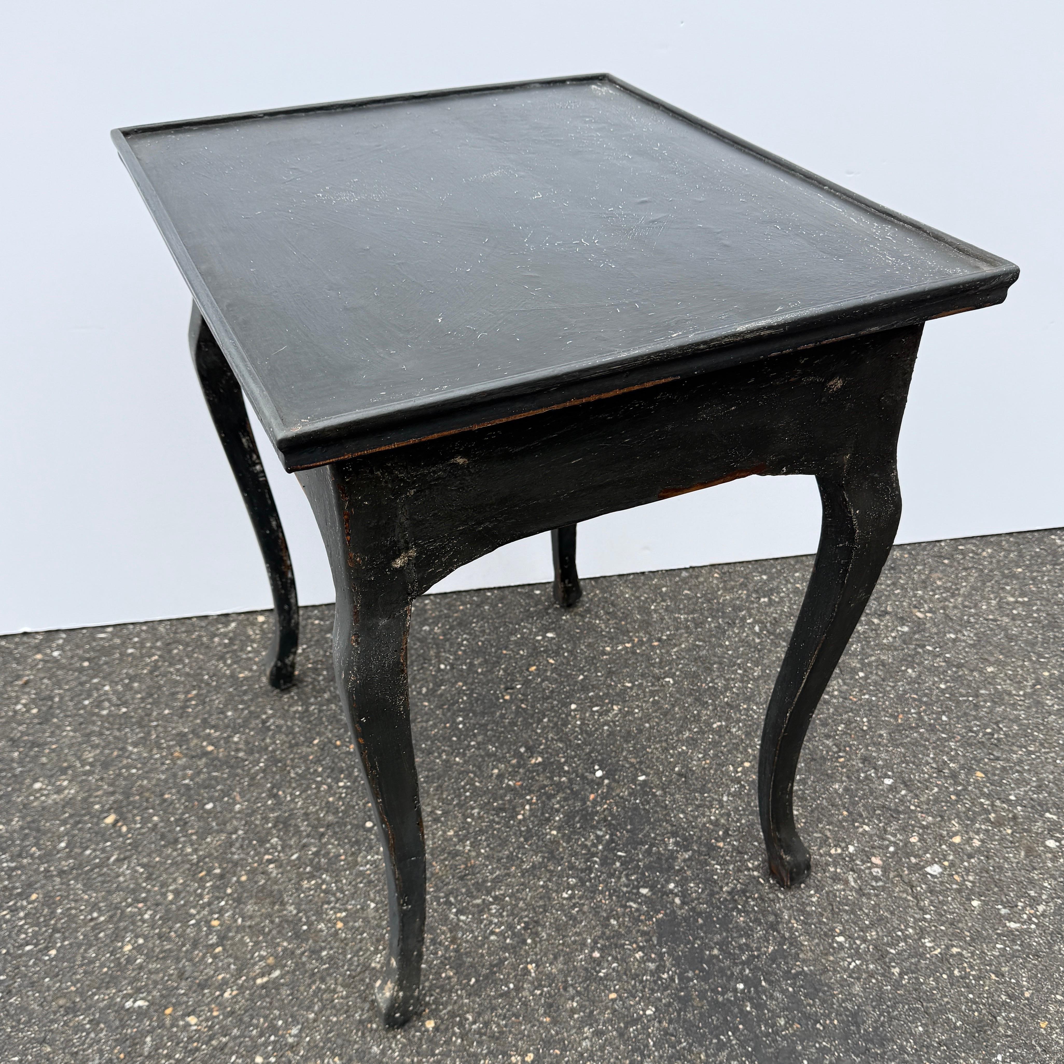 19th Century French Black Painted Rectangular Hall Side Table For Sale 4