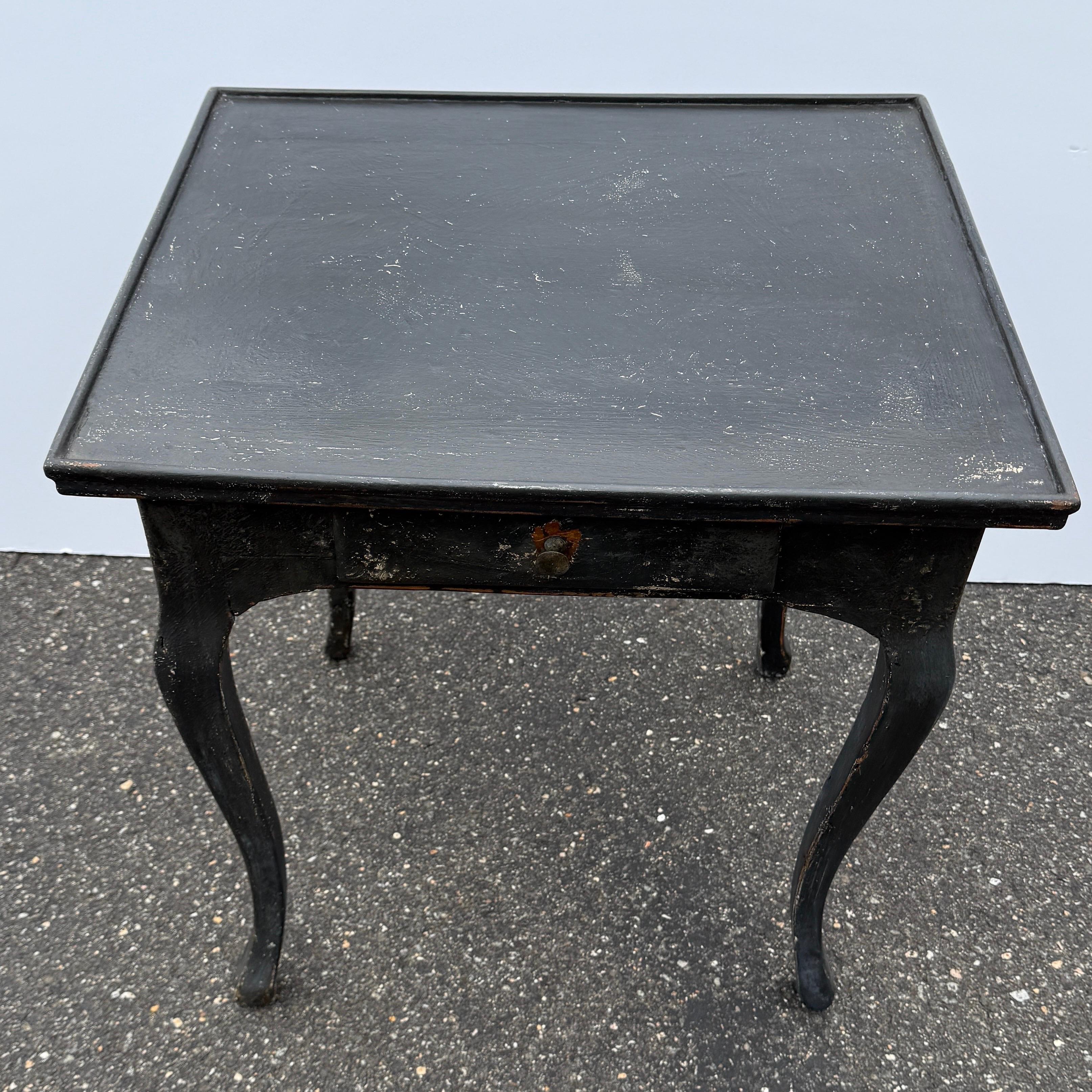 19th Century French Black Painted Rectangular Hall Side Table For Sale 9