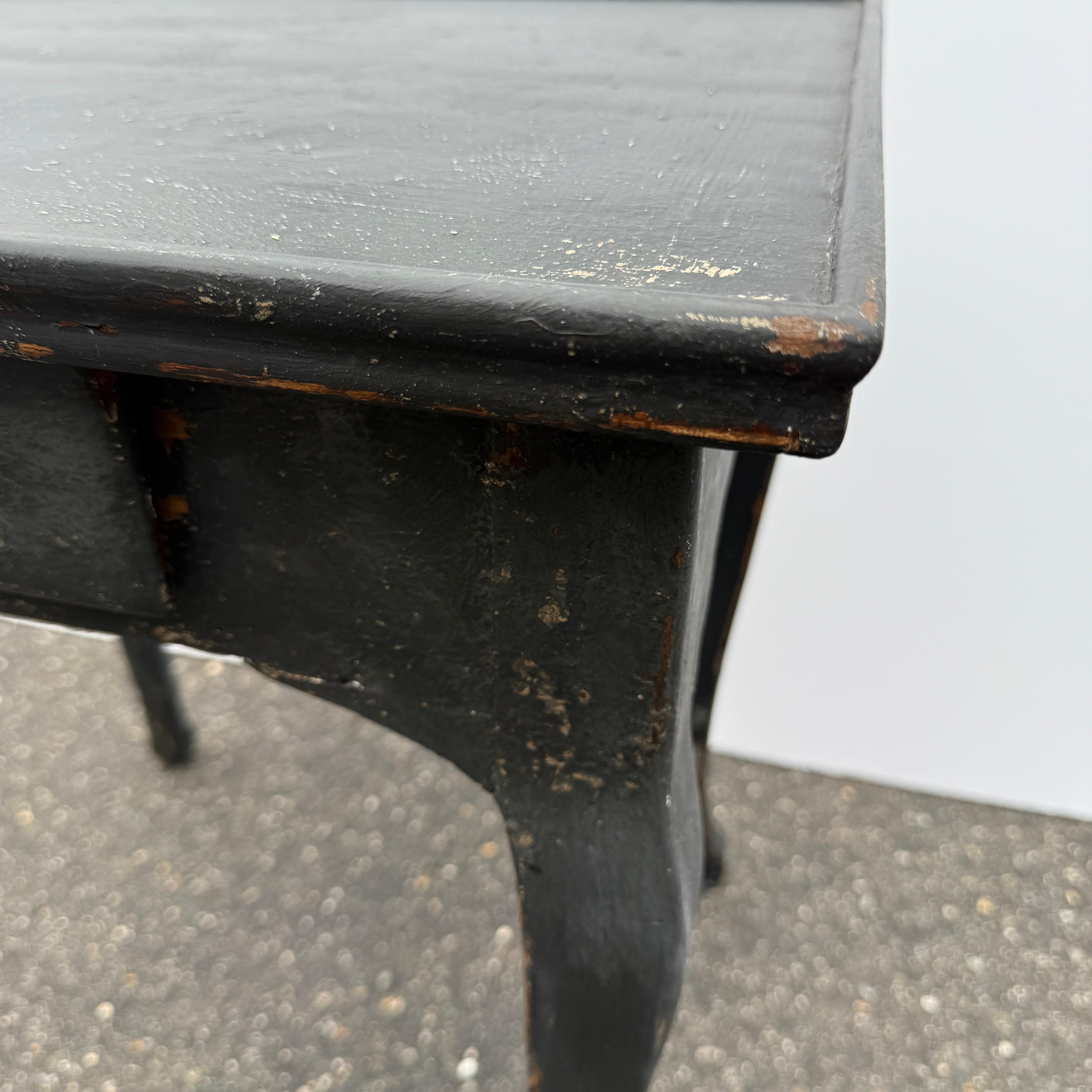 19th Century French Black Painted Rectangular Hall Side Table For Sale 11