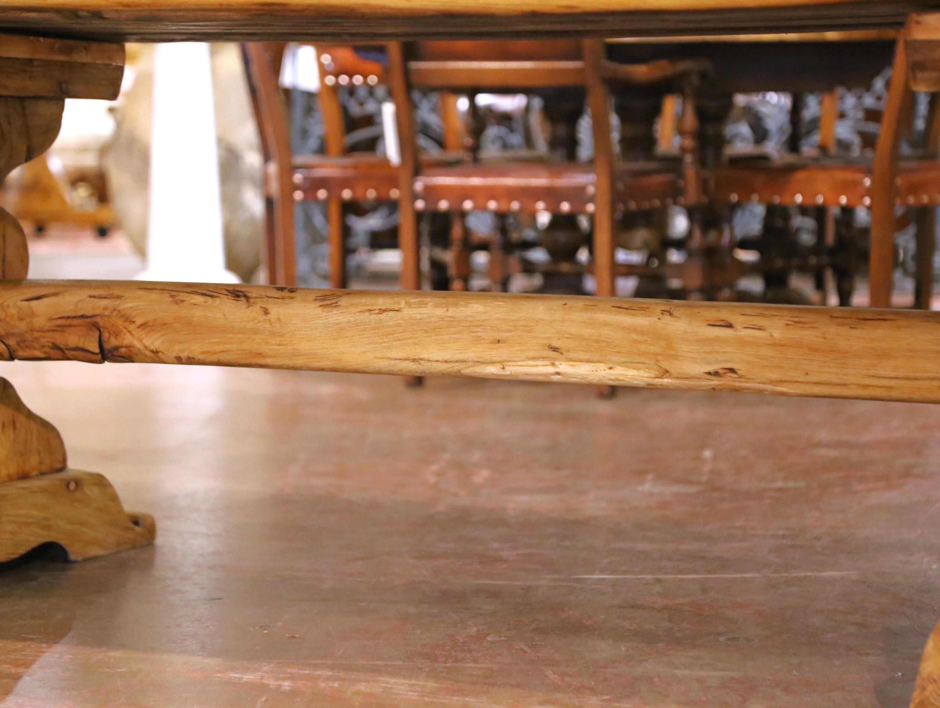 19th Century French Bleach Oak Trestle Refectory Monastery Dining Table en vente 2