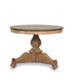 Guéridon du 19e siècle en acajou blanchi avec dessus en marbre