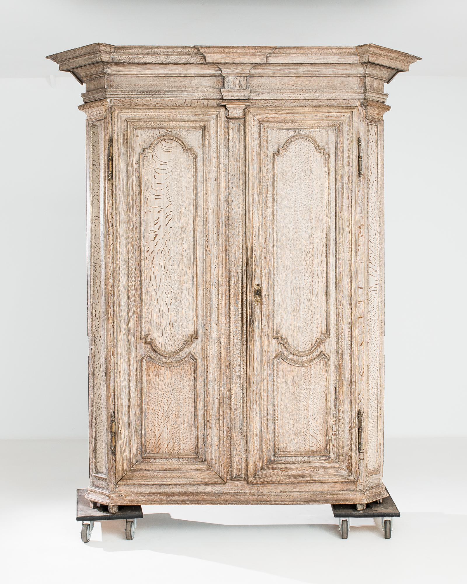 19th Century French Bleached Oak Armoire For Sale 4