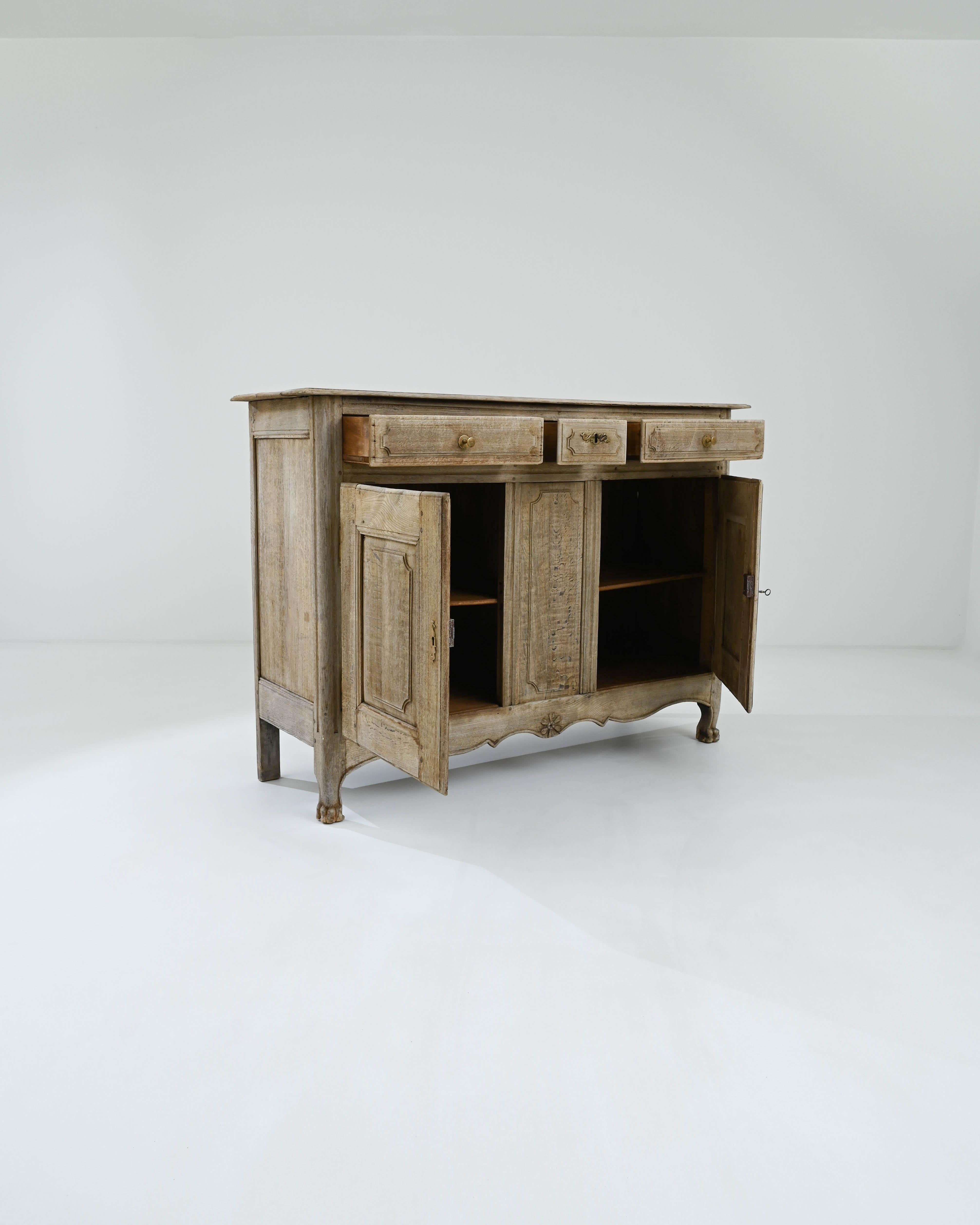 19th Century French Bleached Oak Buffet For Sale 7