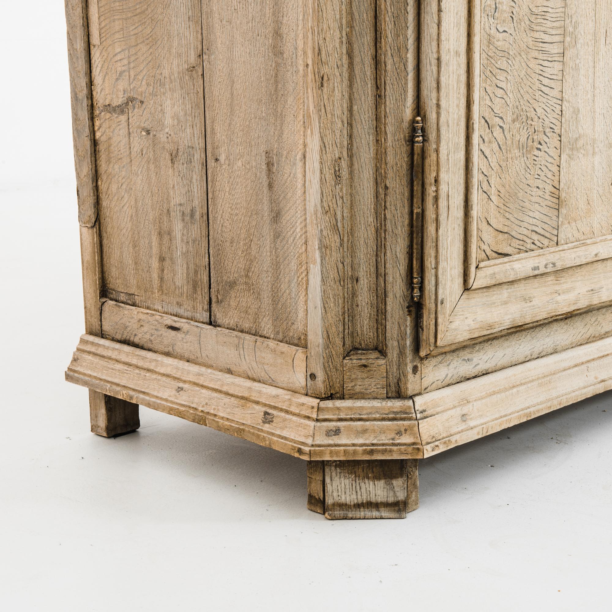 19th Century French Bleached Oak Buffet 4