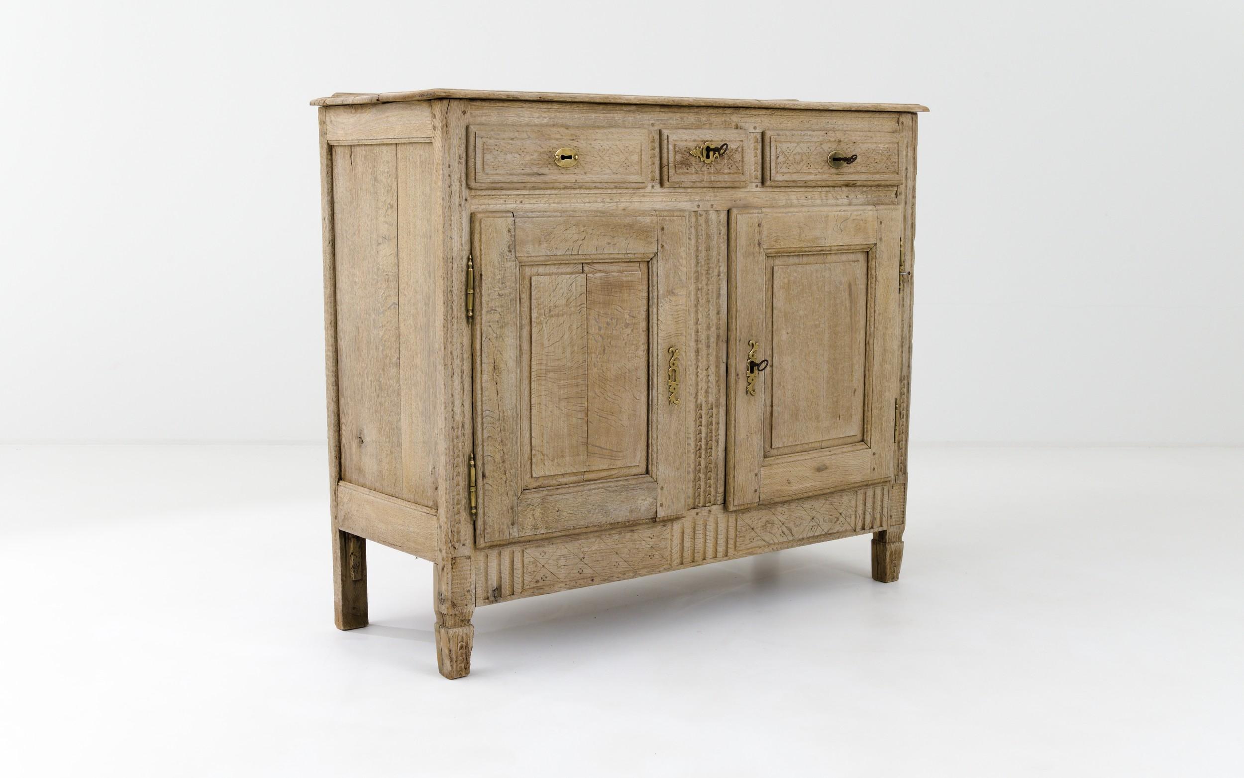 19th Century French Bleached Oak Buffet  For Sale 4