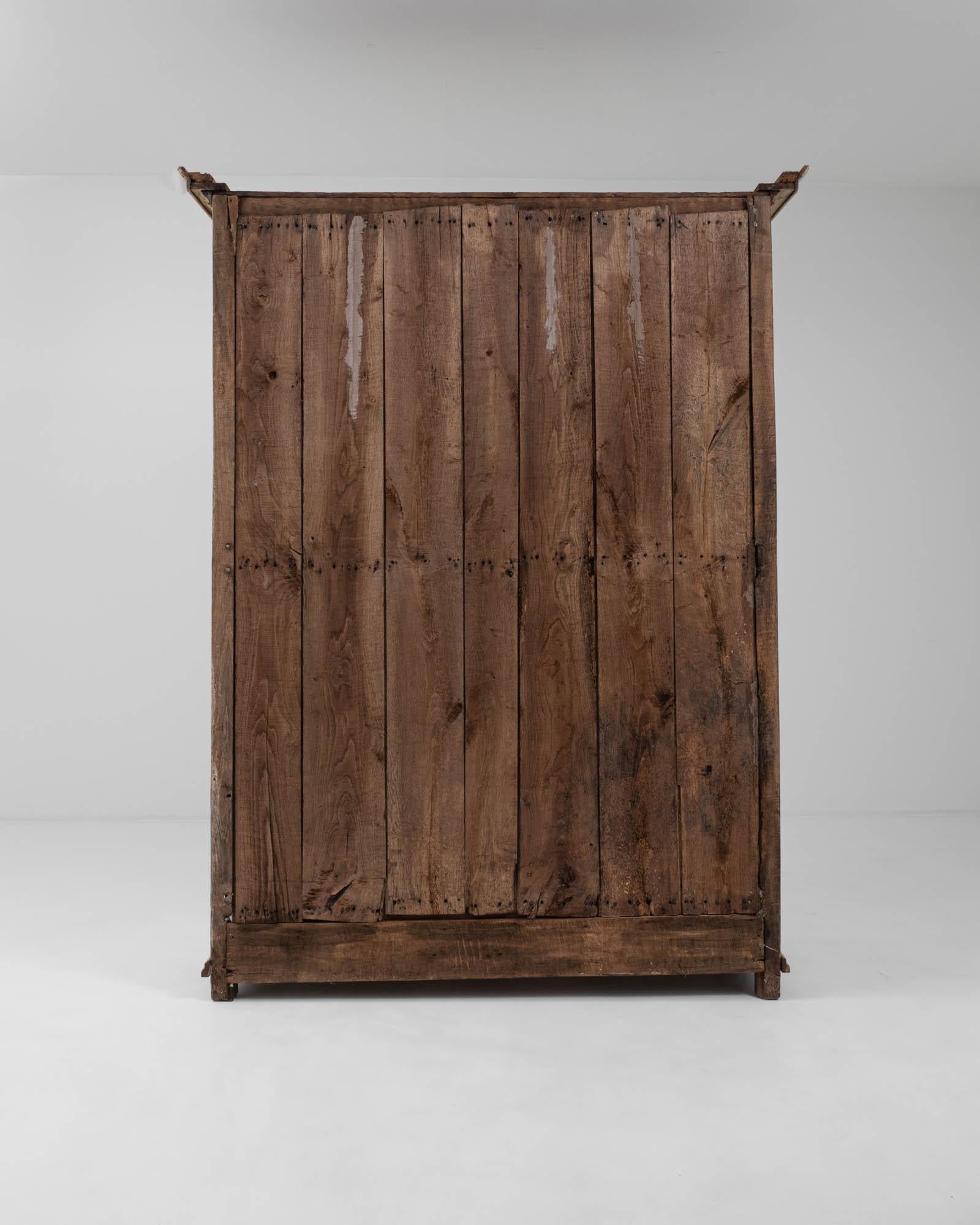 Wood 19th Century French Bleached Oak Cabinet For Sale
