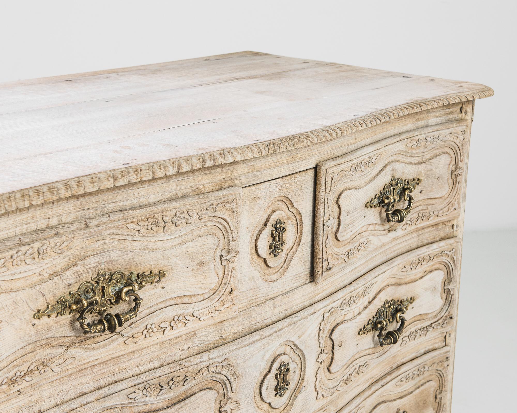 19th Century French Bleached Oak Chest of Drawers For Sale 1