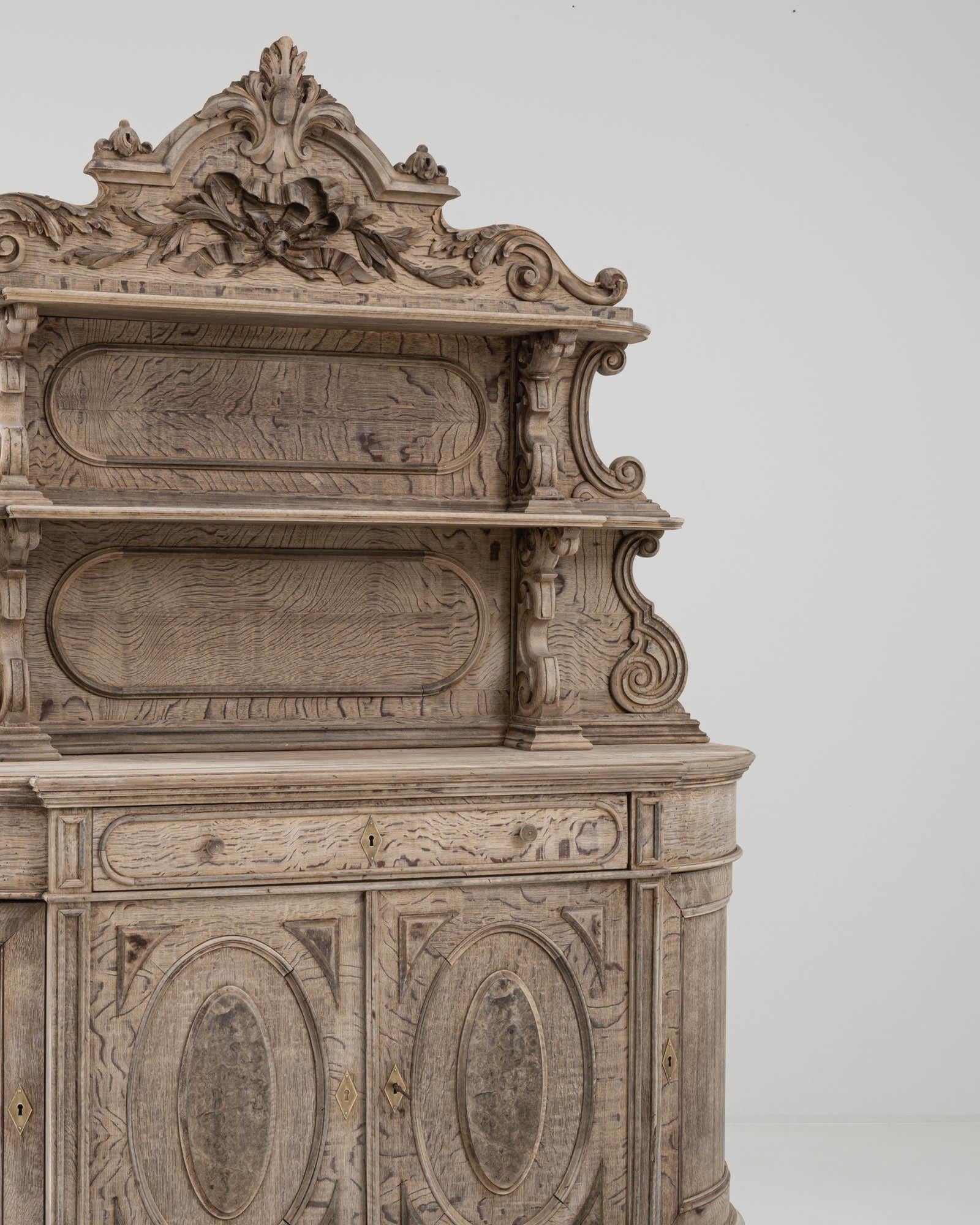 19th Century French Bleached Oak Cupboard For Sale 3