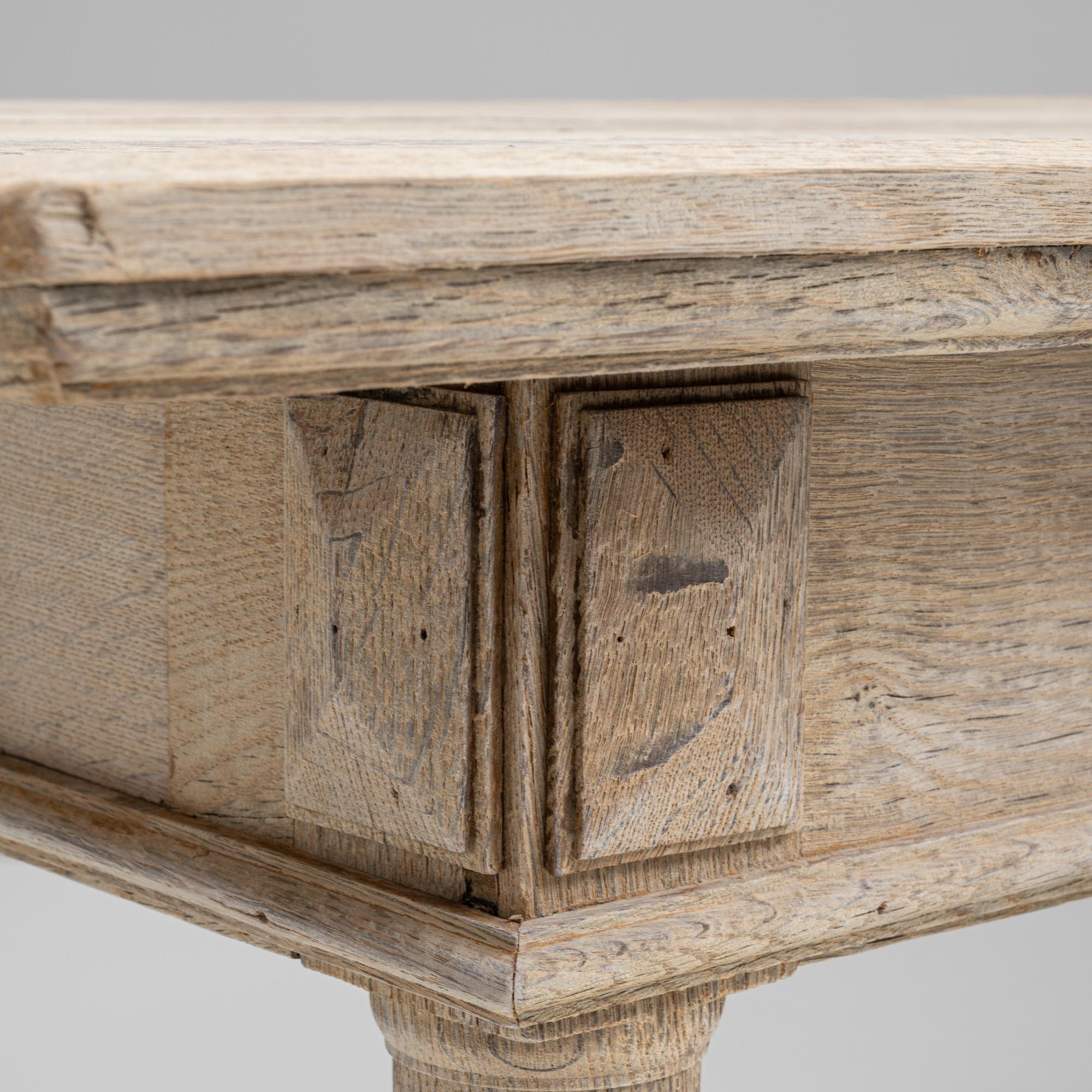 Mesa de comedor francesa de roble blanqueado del siglo XIX en venta 5