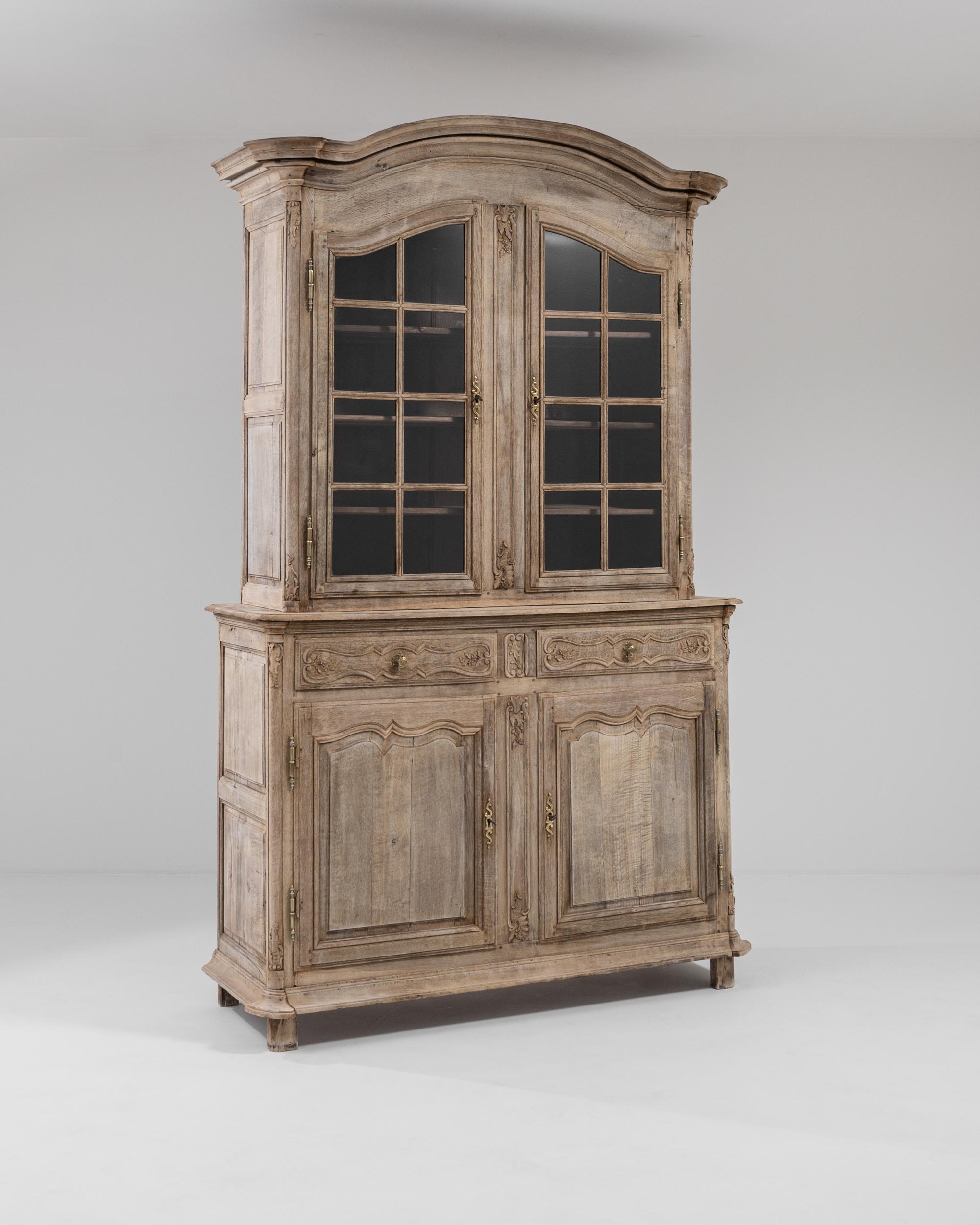 19th Century French Bleached Oak Vitrine For Sale 1