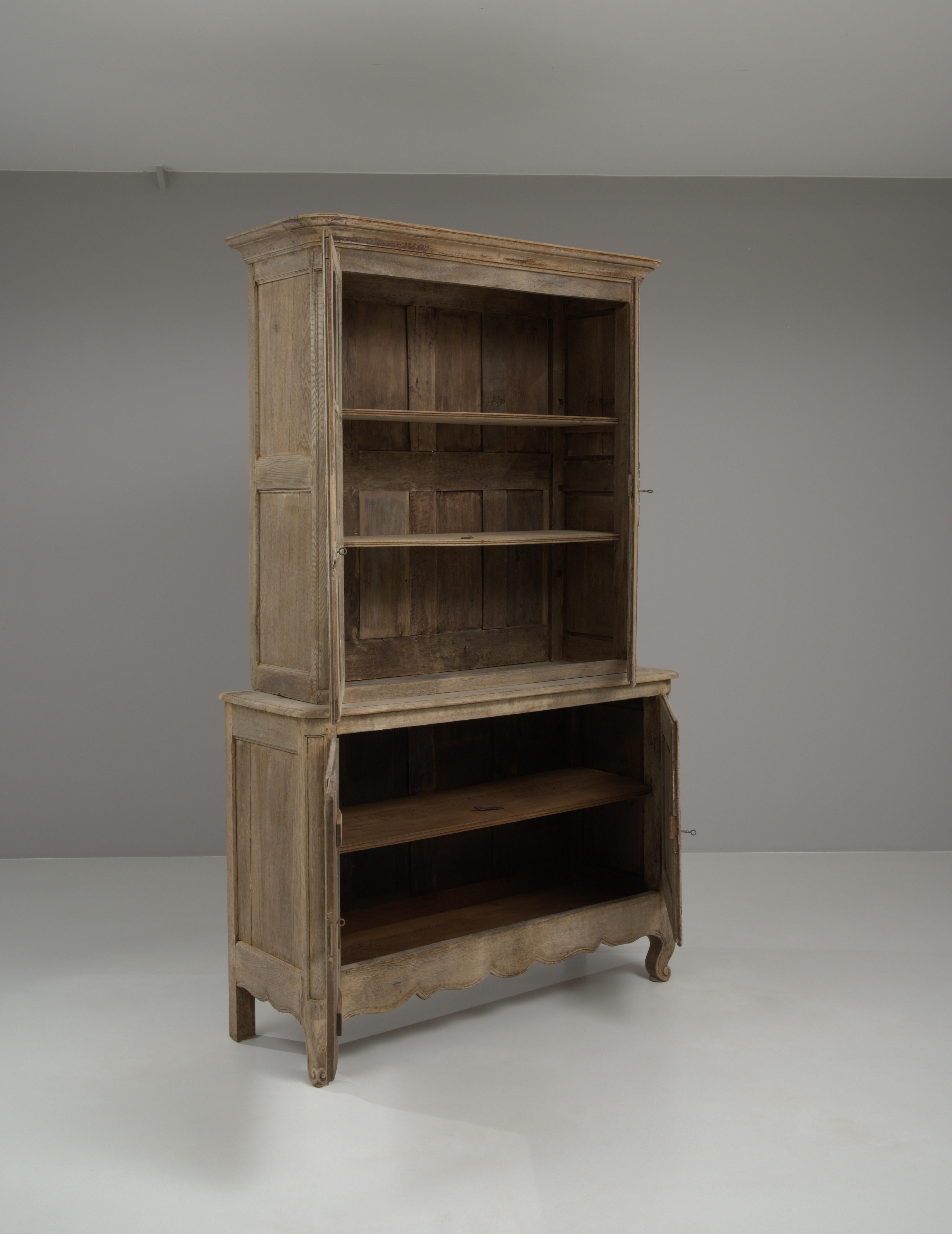 19th Century French Bleached Oak Vitrine 3