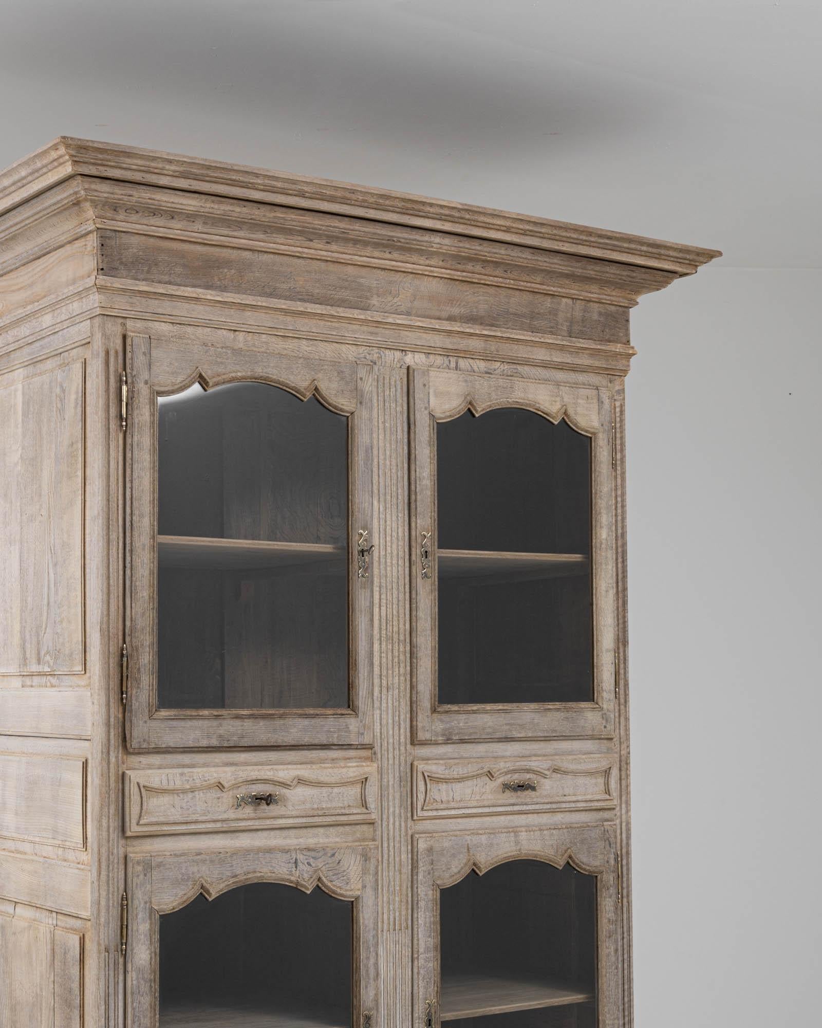 19th Century French Bleached Oak Vitrine For Sale 3