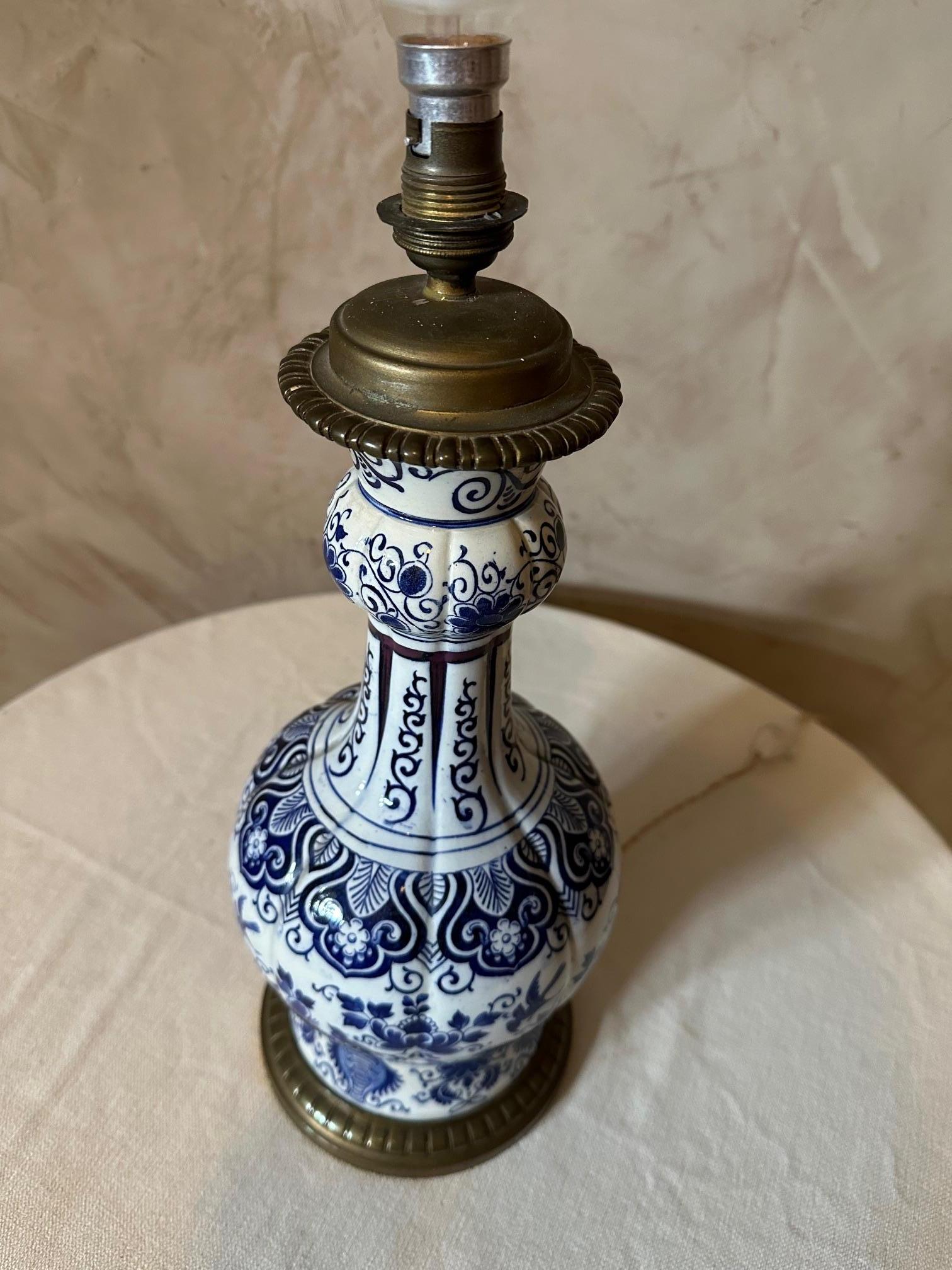 19th century French Blue and White Delft Porcelain Table Lamp For Sale 6