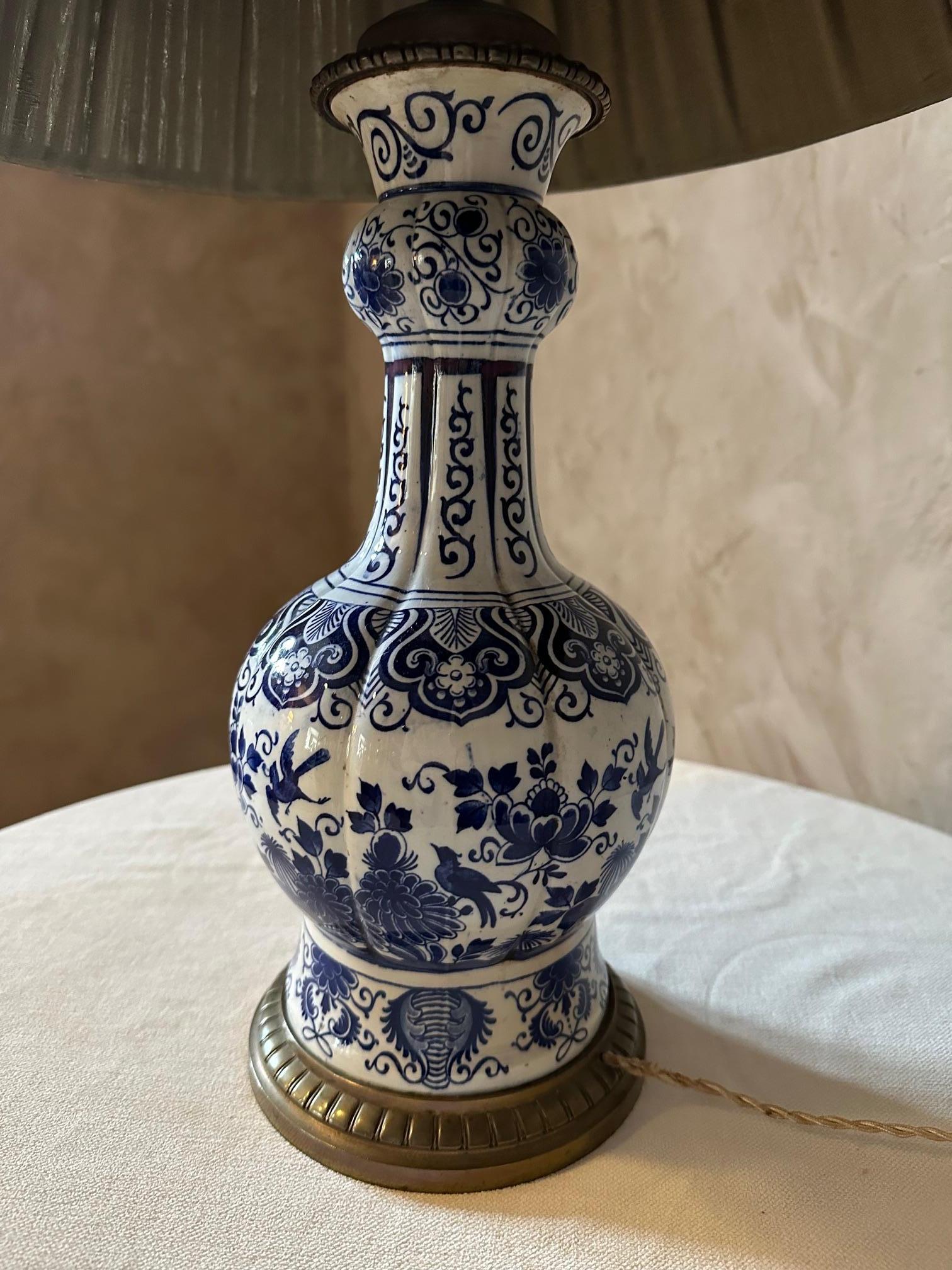 19th century French Blue and White Delft Porcelain Table Lamp For Sale 3