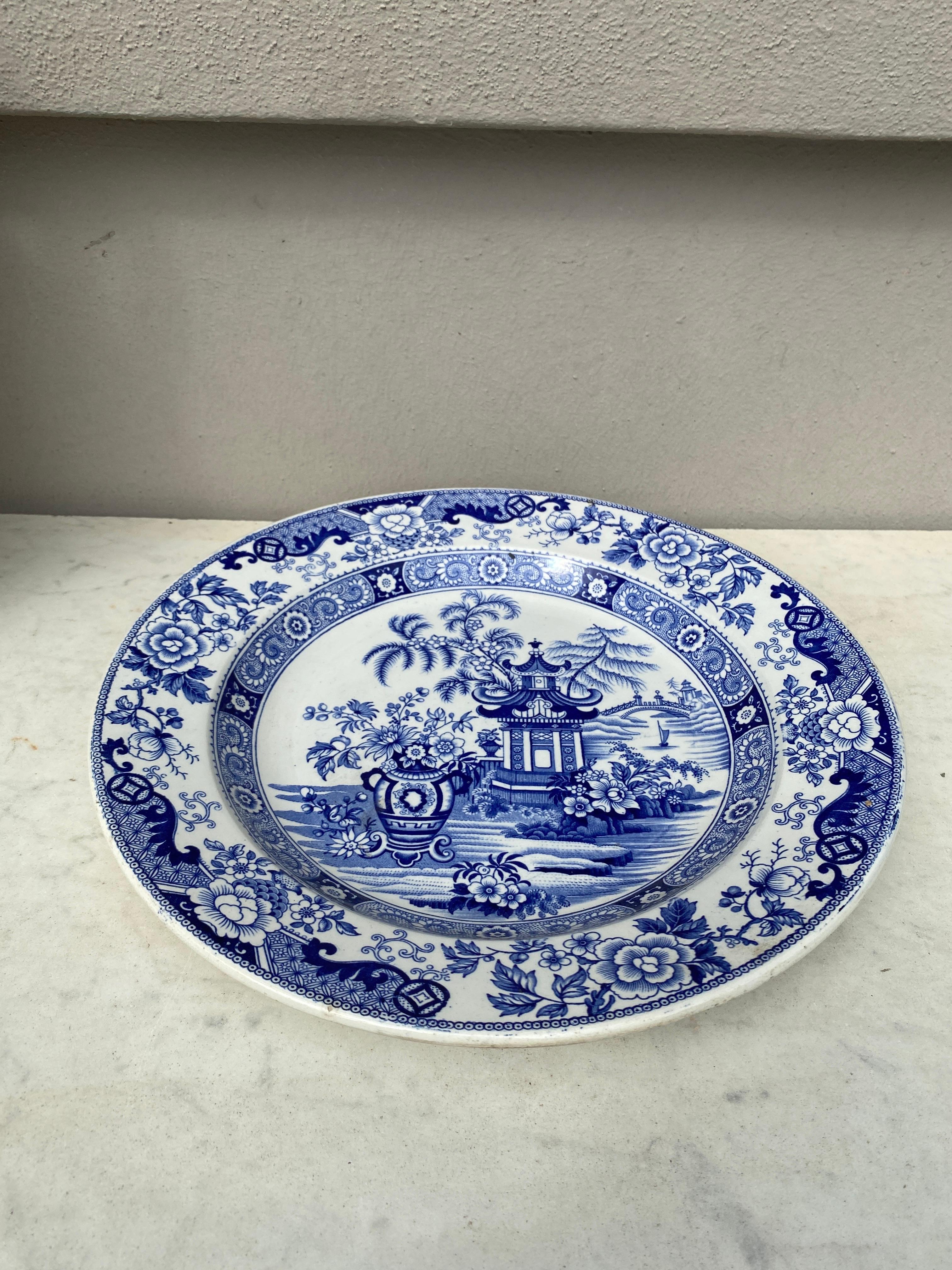 19th Century French blue & white chinoiserie platter Creil et Montereau.
Model Pagoda.
12 inches.
