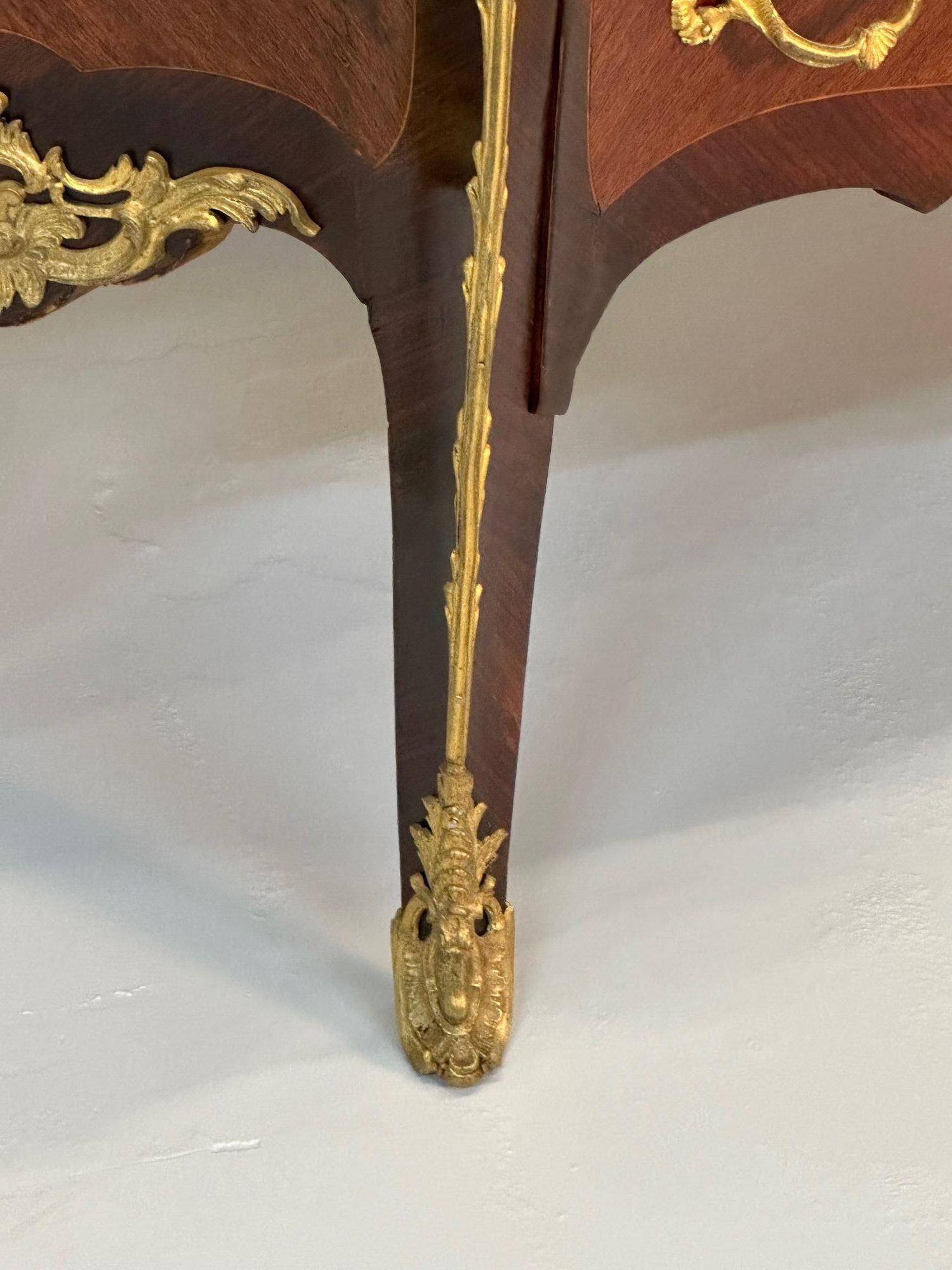 Stile François Linke, Luigi XV, Commode, Mahoagany, Marmo, Francia, anni 1890 in vendita 8