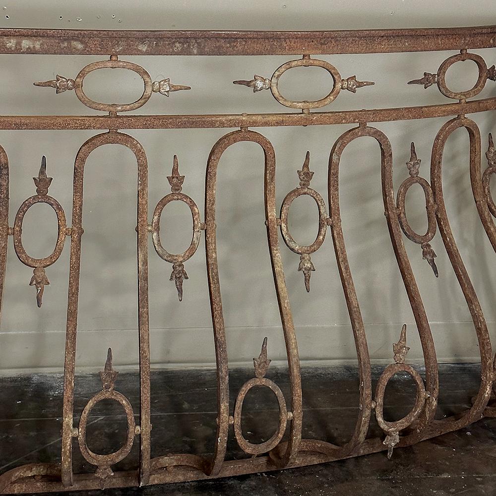 19th Century French Bombe Wrought Iron Balcony Rail ~ Baluster Rail For Sale 4