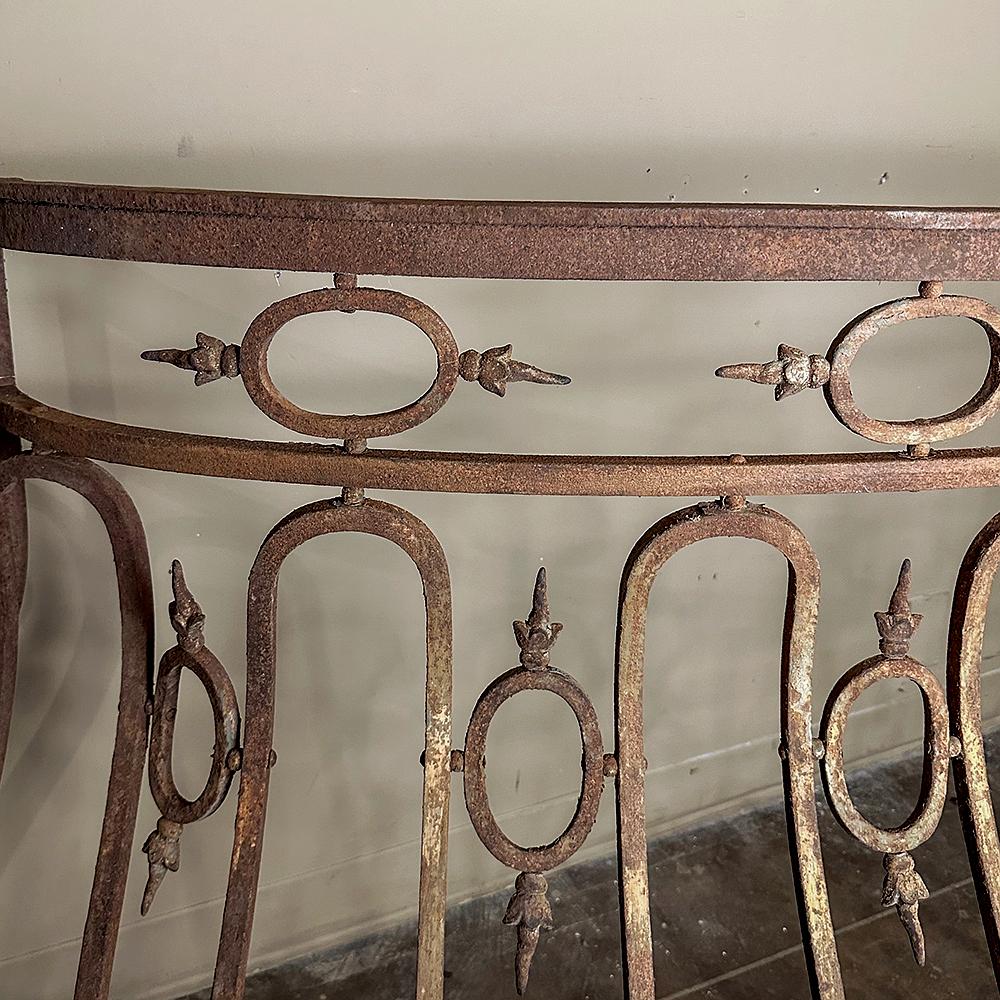 19th Century French Bombe Wrought Iron Balcony Rail ~ Baluster Rail For Sale 7