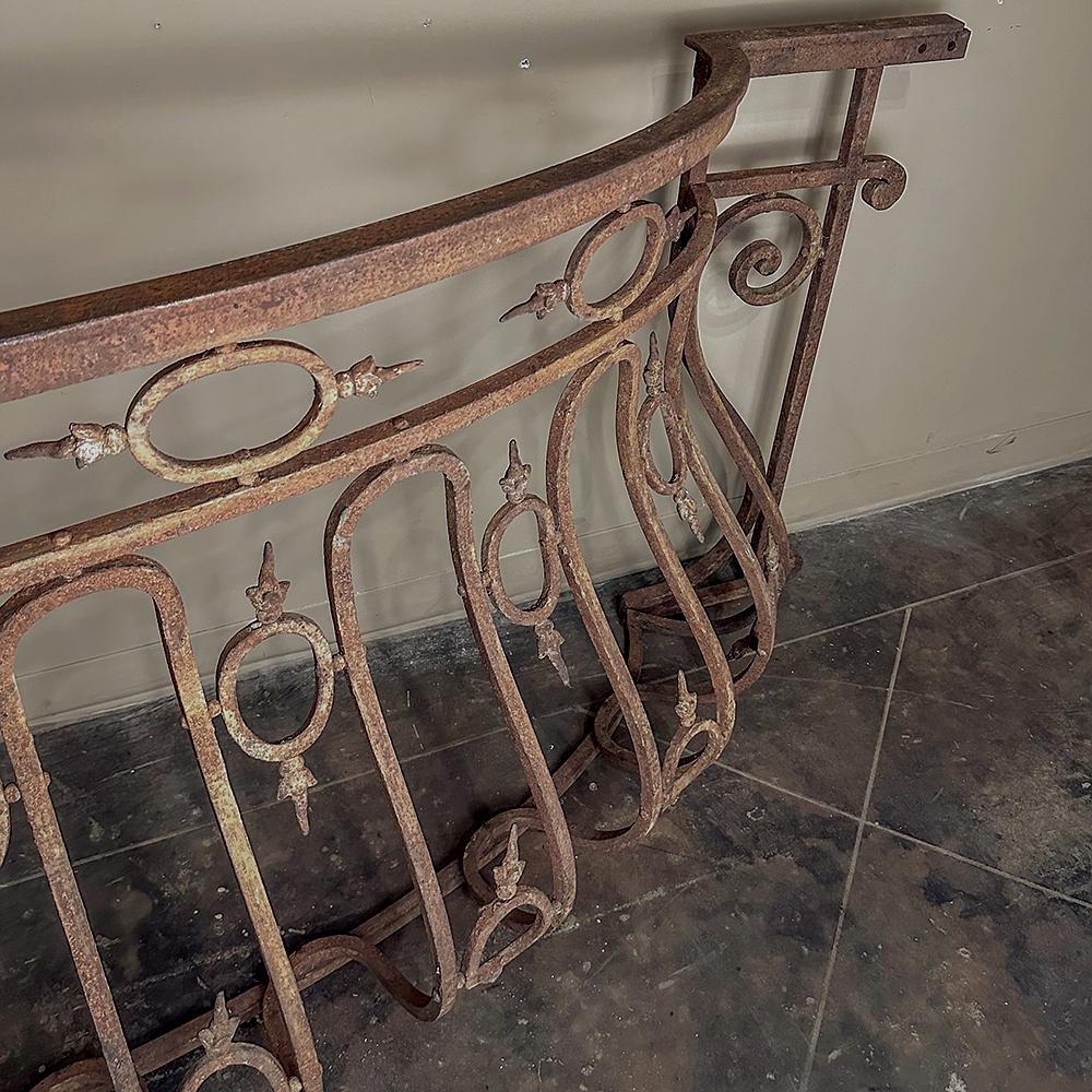 19th Century French Bombe Wrought Iron Balcony Rail ~ Baluster Rail For Sale 11
