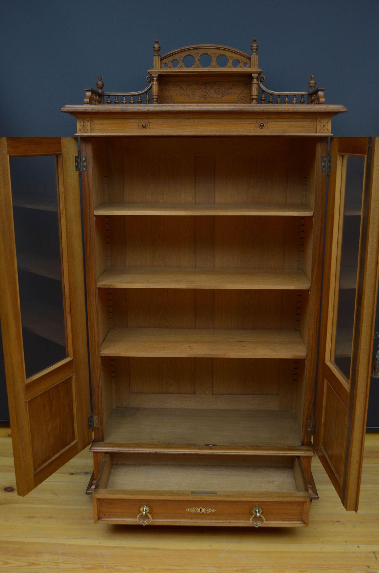 19th Century French Bookcase / Display Cabinet 11